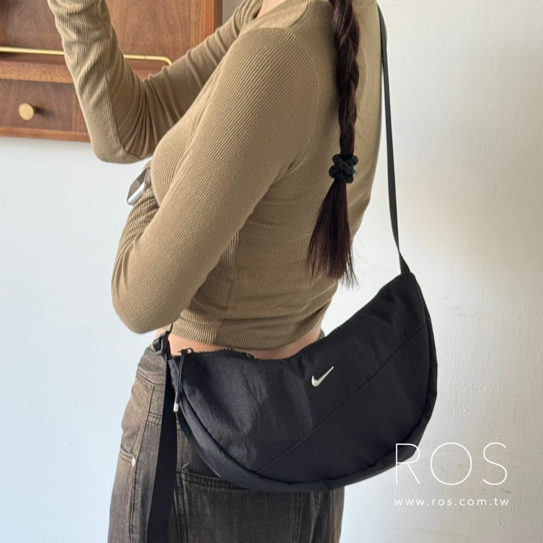 Nike Aura 尼龍立體小勾腰包 黑