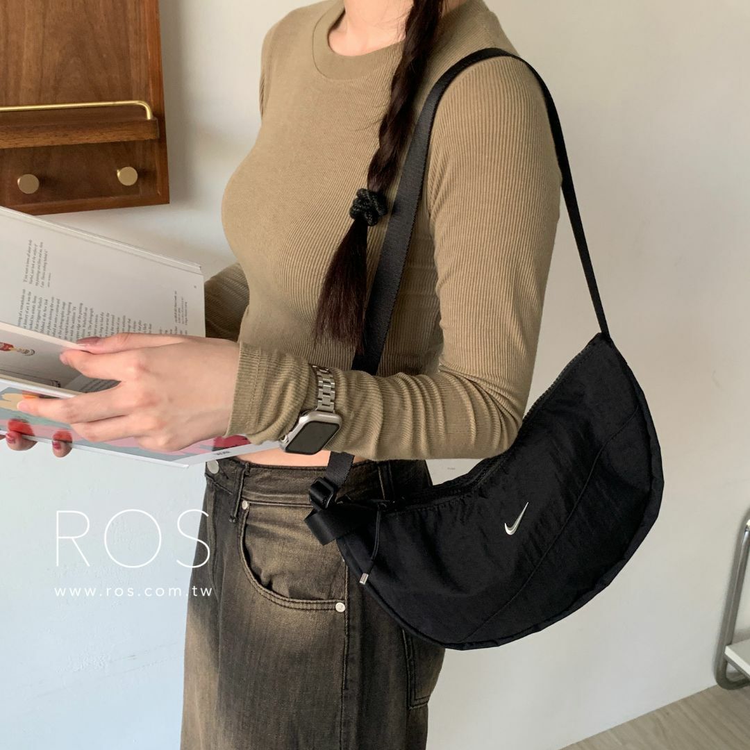 Nike Aura 尼龍立體小勾腰包 黑