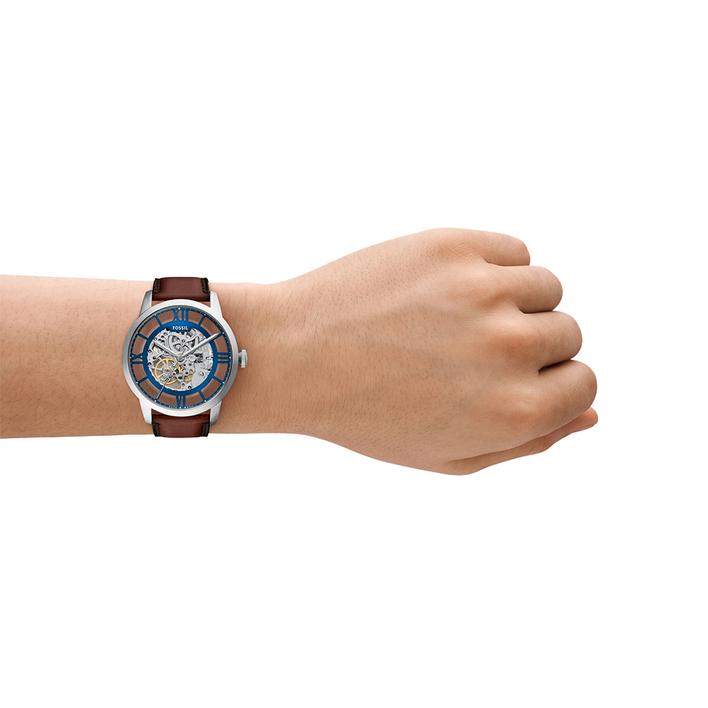 Townsman 摩登都會機械手錶 棕色真皮錶帶 44 MM ME3267