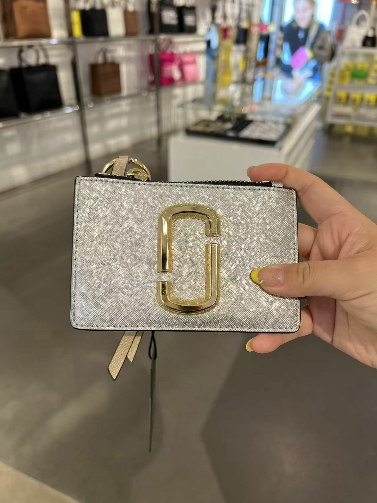 【預購】G030589 Marc Jacobs 金銀色卡包