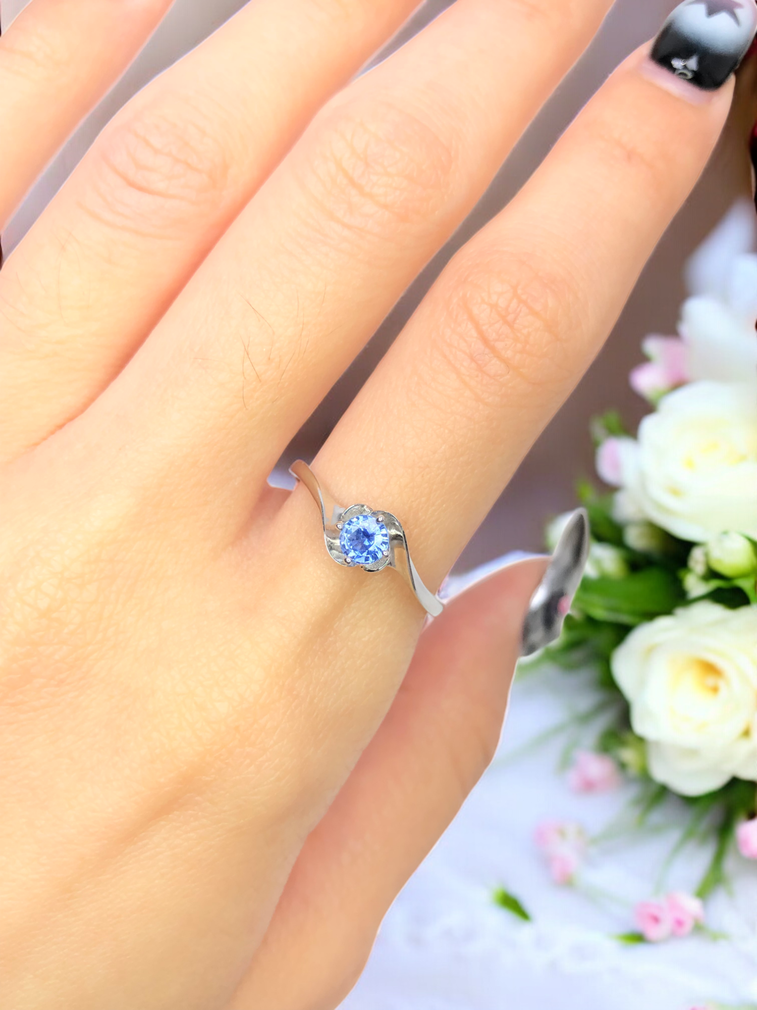 925銀 戒圍12.5【藍色剛玉0.31克拉】