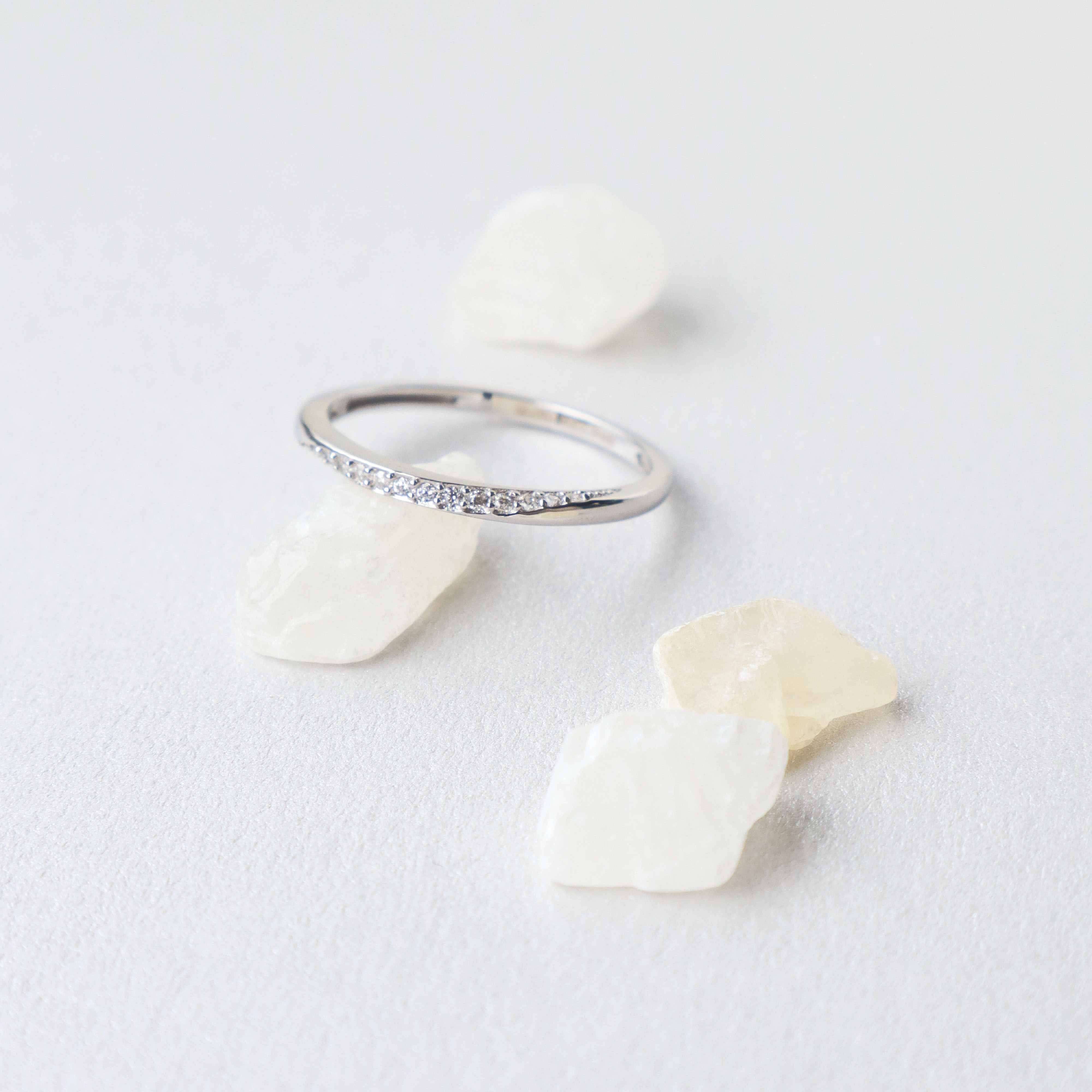 Silver/經典扭轉排鑽戒指