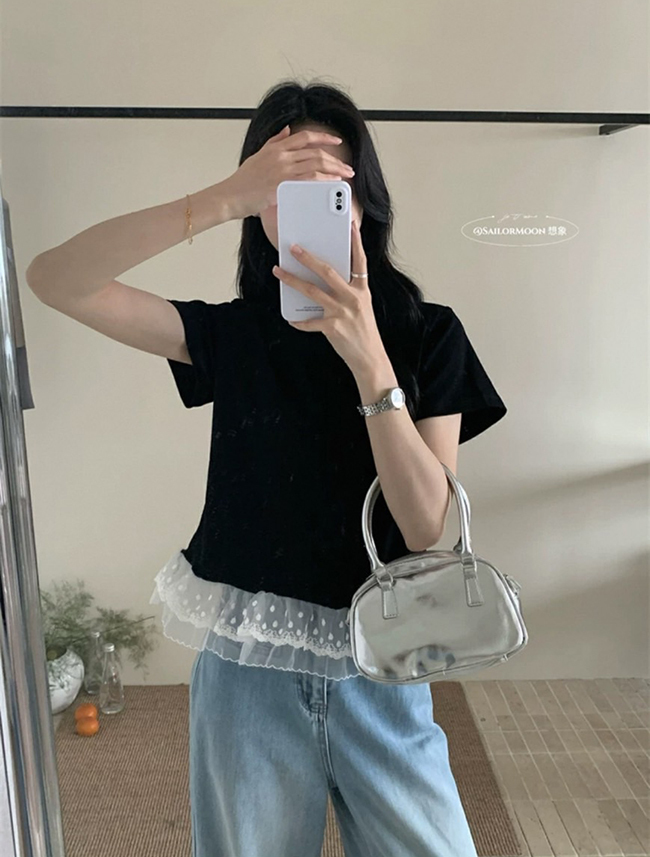 春 下擺蕾絲邊簡約上衣-現貨