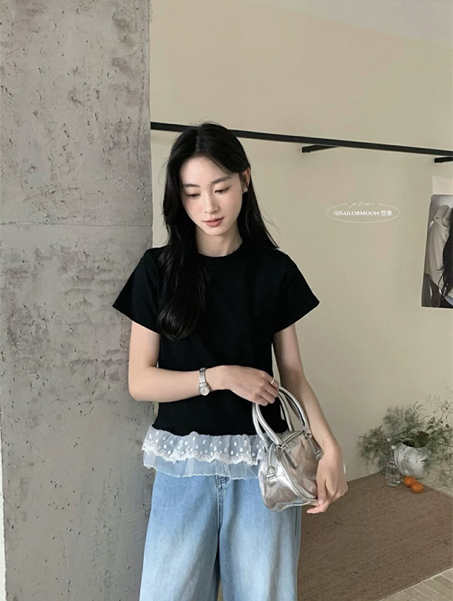 春 下擺蕾絲邊簡約上衣-現貨