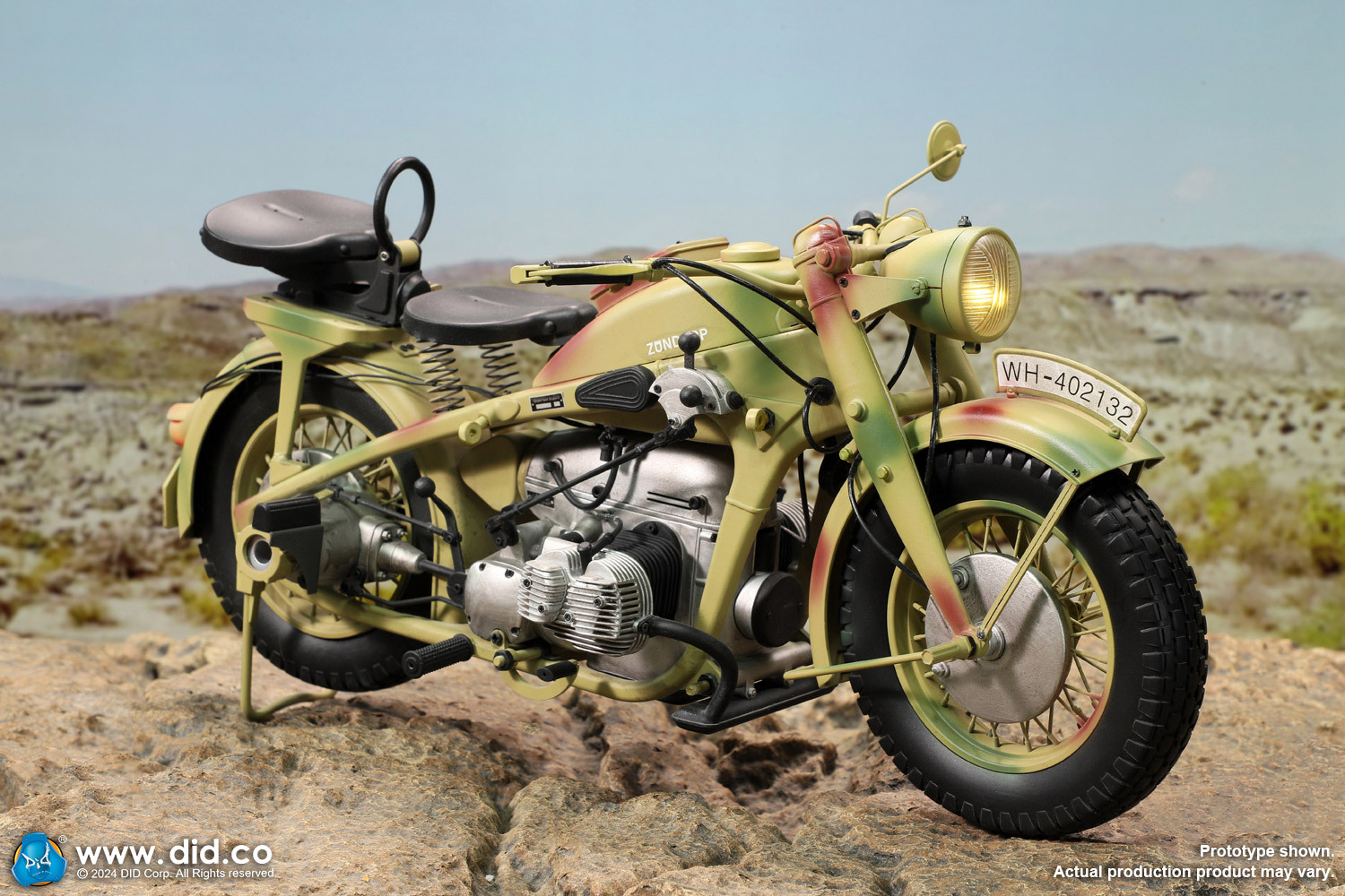 DID E60075C - 1/6 WWII German Zündapp KS 750 Motorcycle with sidecar (Camo)