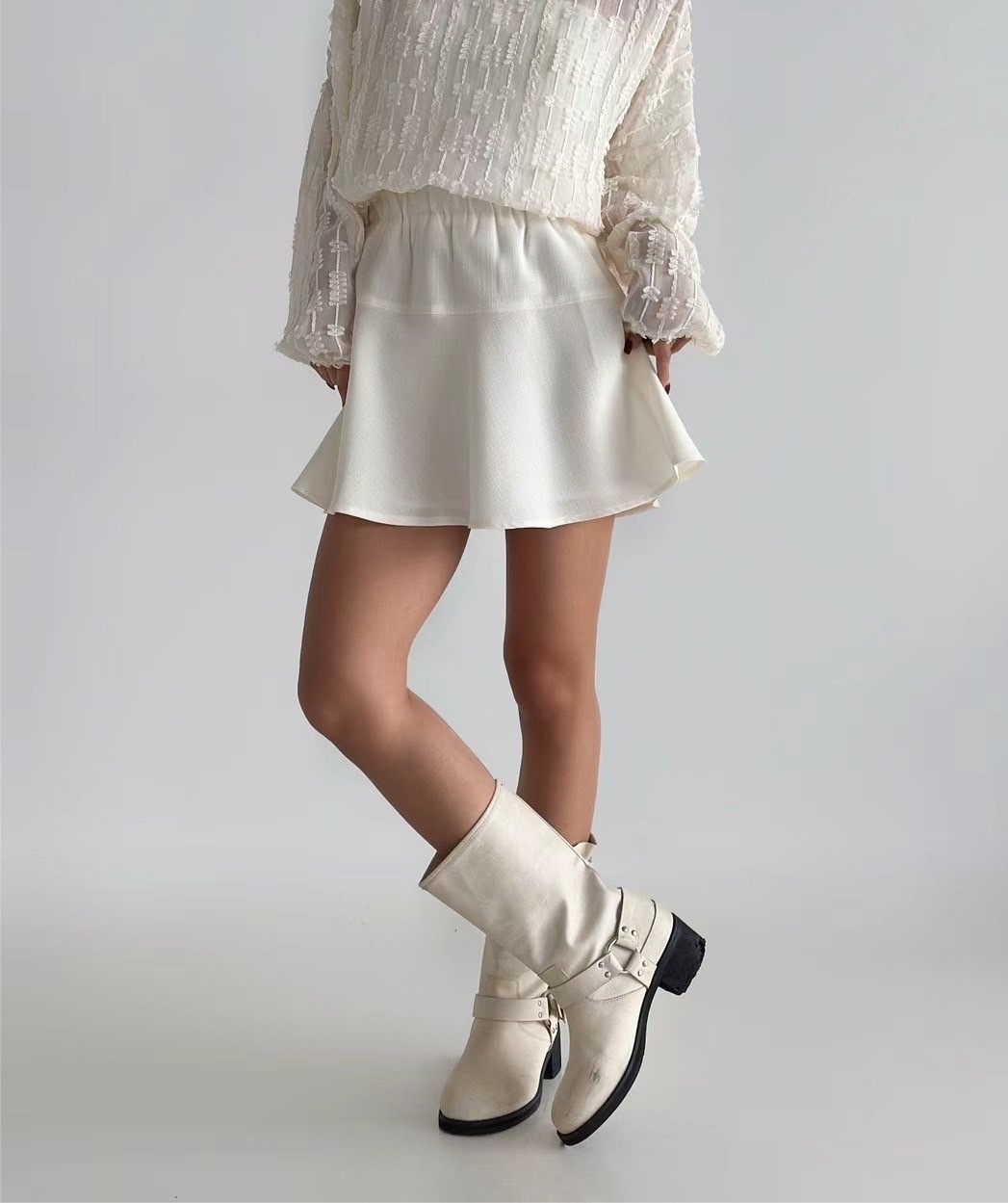 百搭鬆緊腰小短裙