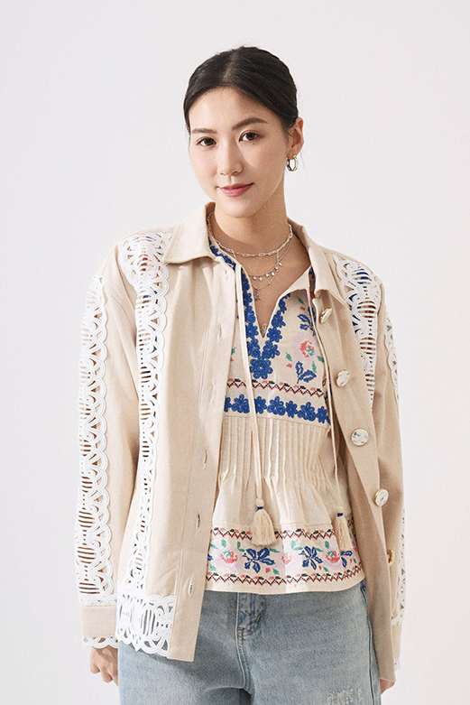 裝飾通花邊外套 (*現貨款式）