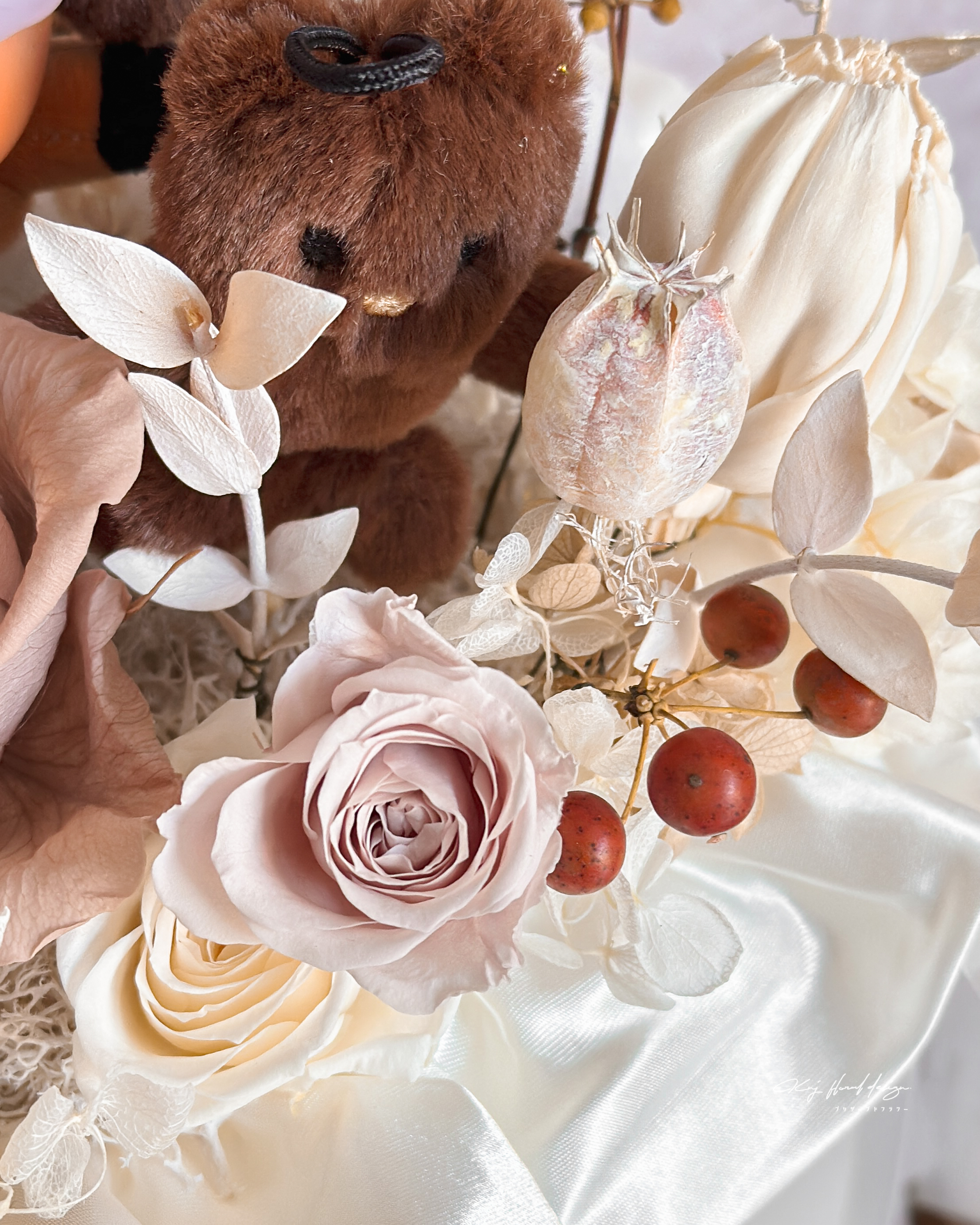 Crybaby 小隱藏 初生-棕永生花禮