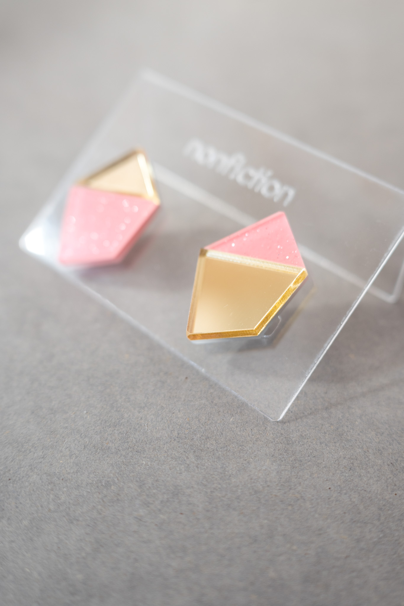 [nonf!ction] GOKAKU | 璀璨粉 | 耳夾 | NO.60