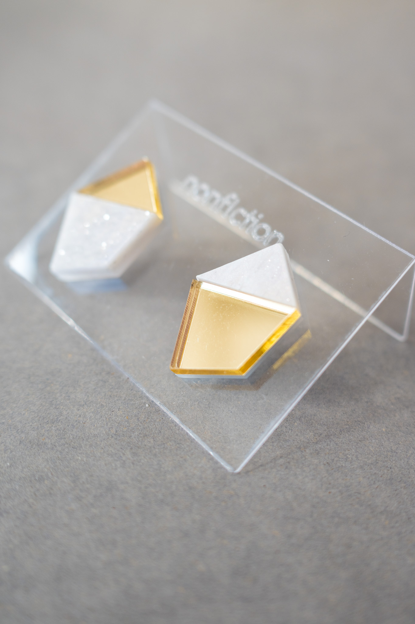 [nonf!ction] GOKAKU | 白色 | 耳針 | NO.62