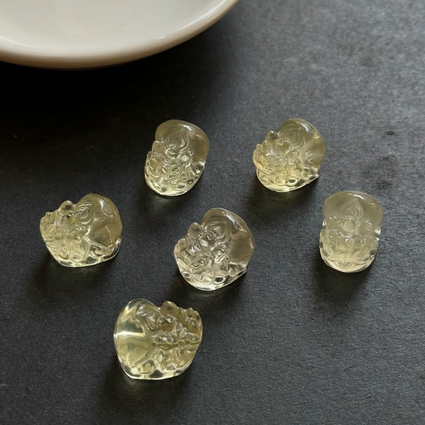 [原石] 檸檬黃水晶 貔貅（通孔）水晶串珠材料