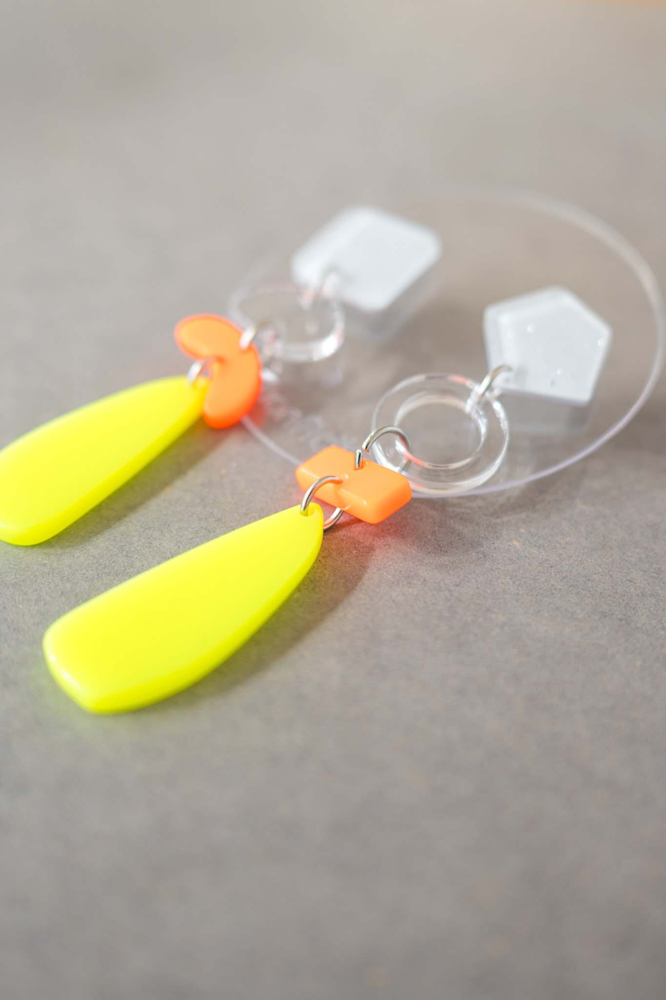 [nonf!ction] IROIRO | 螢光黃 | 耳針 | NO.71