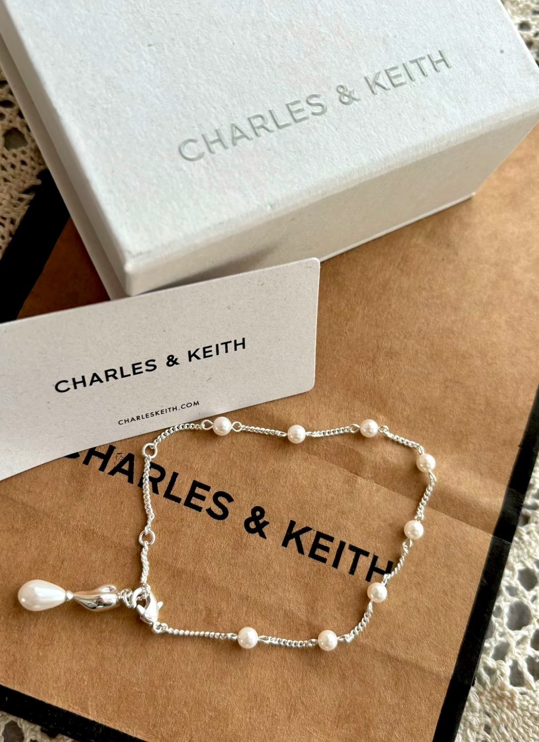 < 現貨 > 小ck  Corrine 珍珠手鍊 限量發售