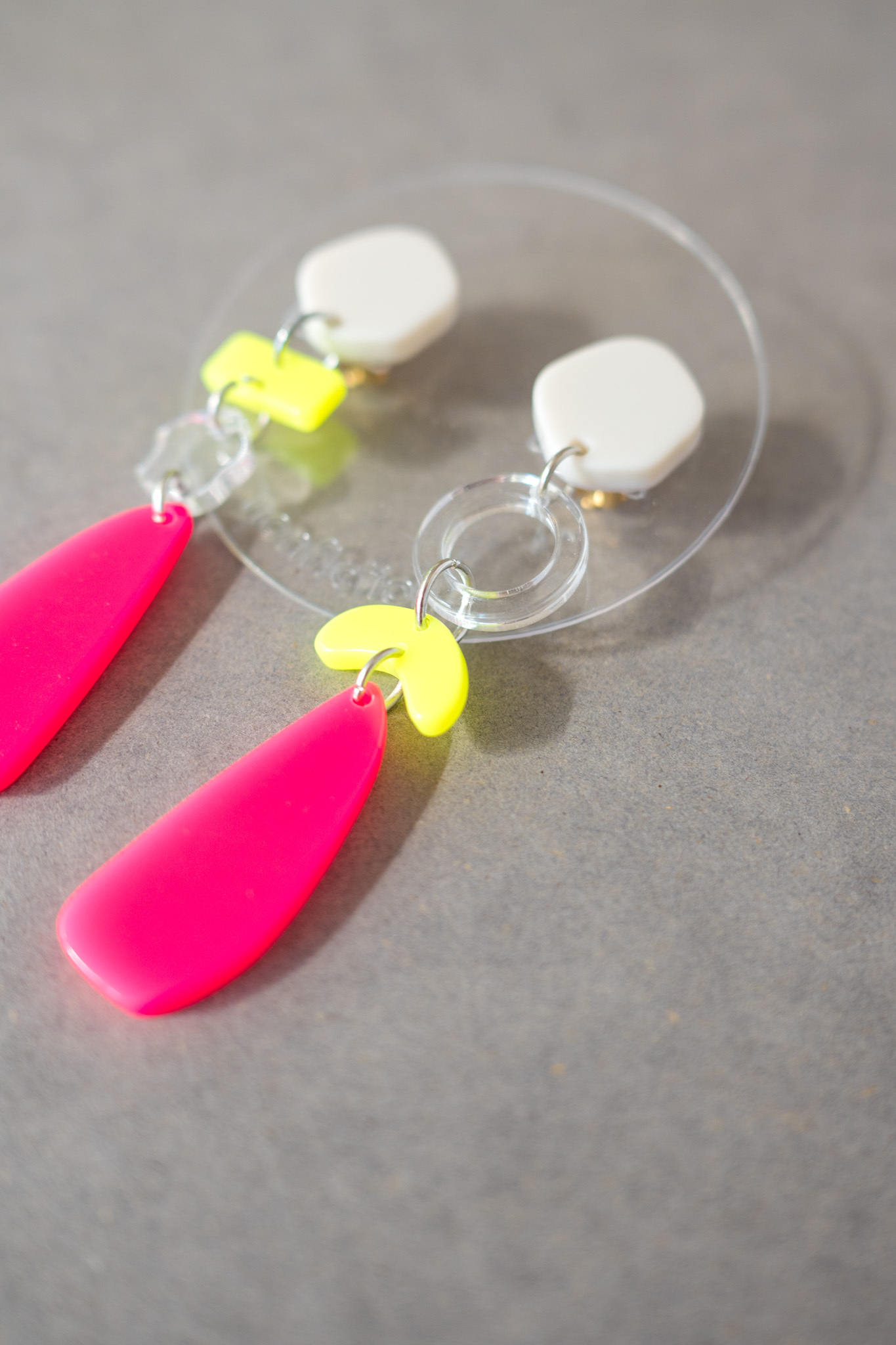 [nonf!ction] IROIRO | 螢光粉 | 耳夾 | NO.72