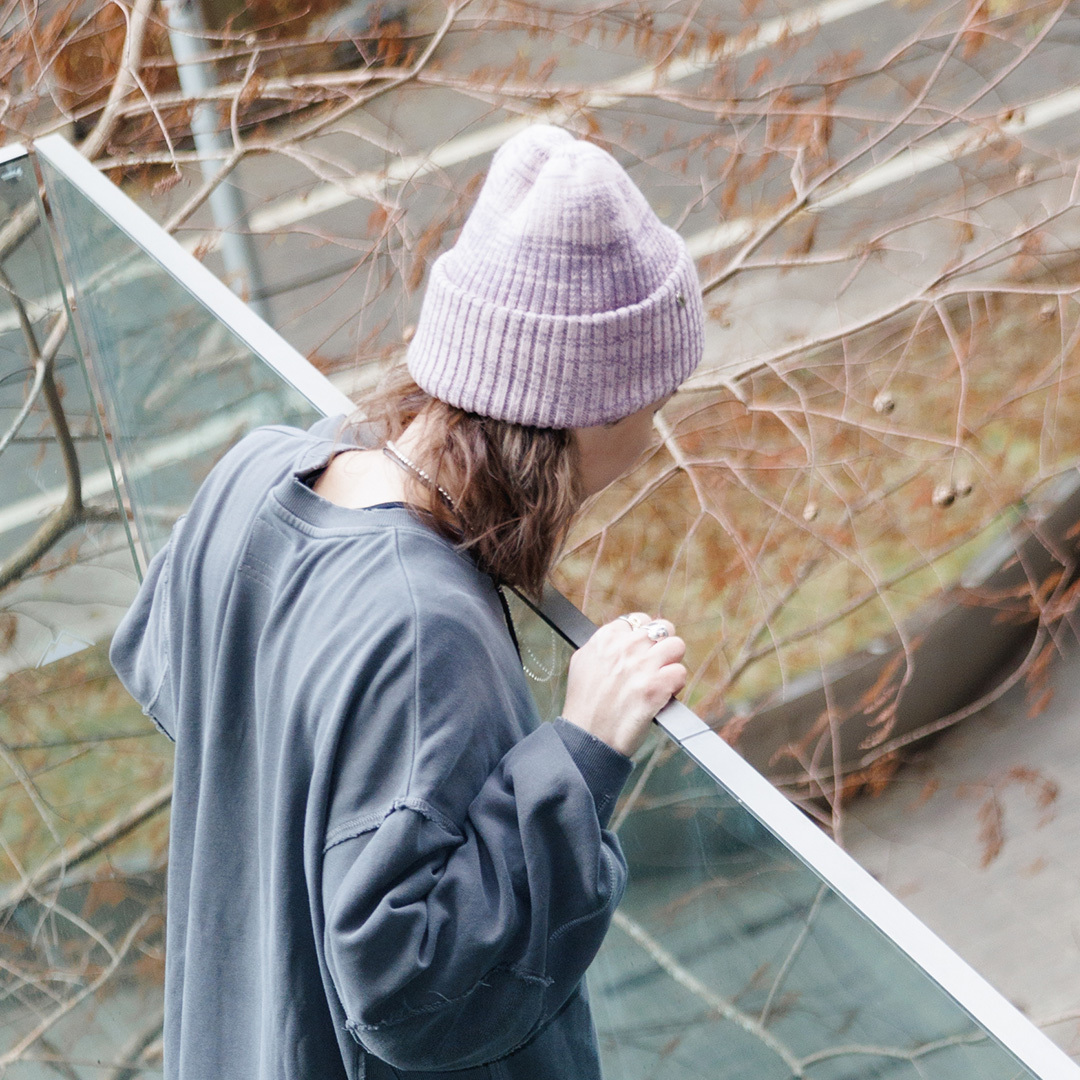 ICON金屬銀牌 反摺厚磅毛帽－霧粉紫