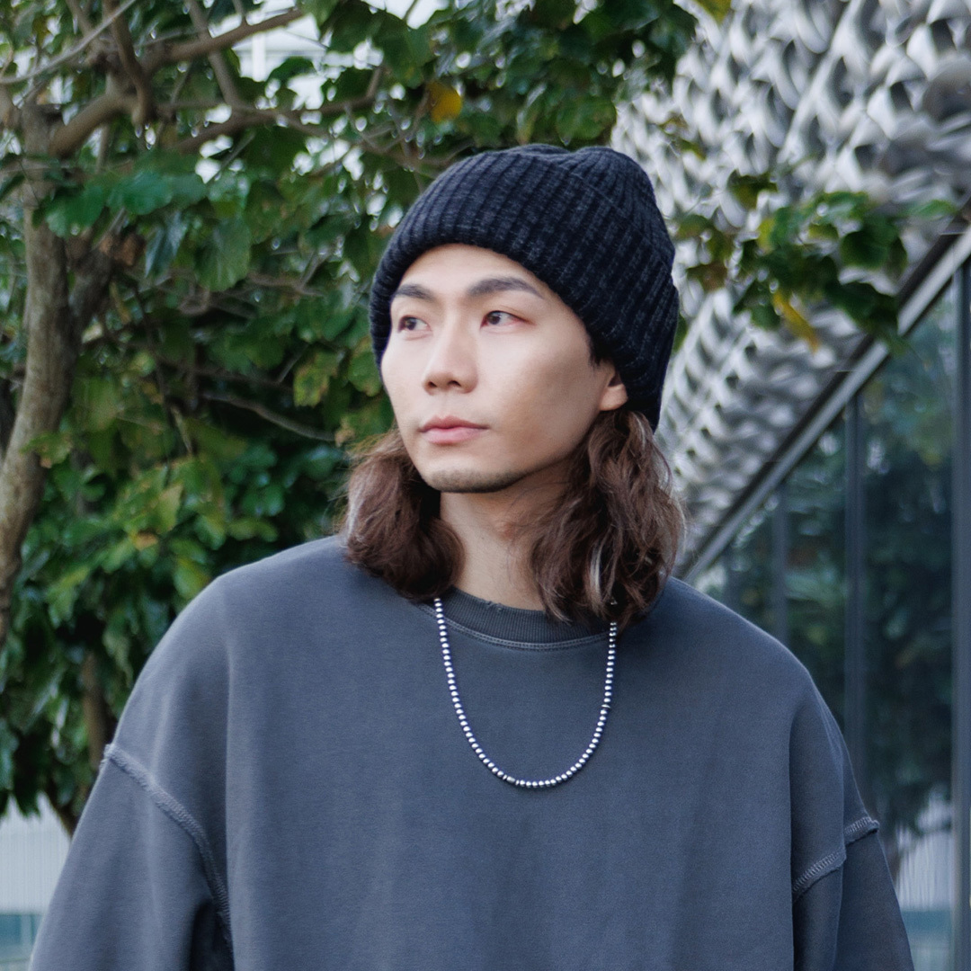 ICON金屬銀牌 反摺厚磅毛帽－迷蹤黑