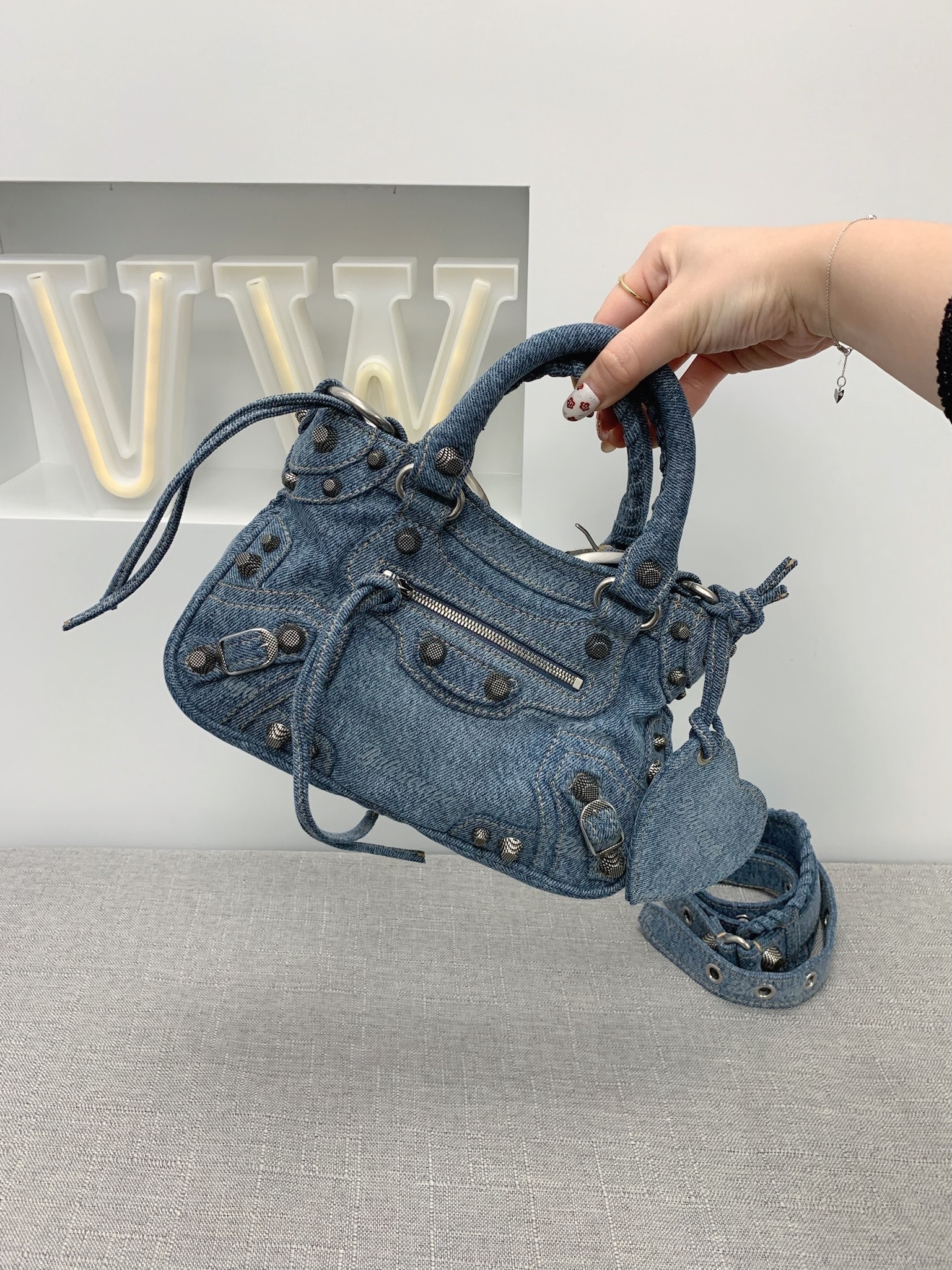 Outlet Balenciaga Neo Cagole Small Tote Bag