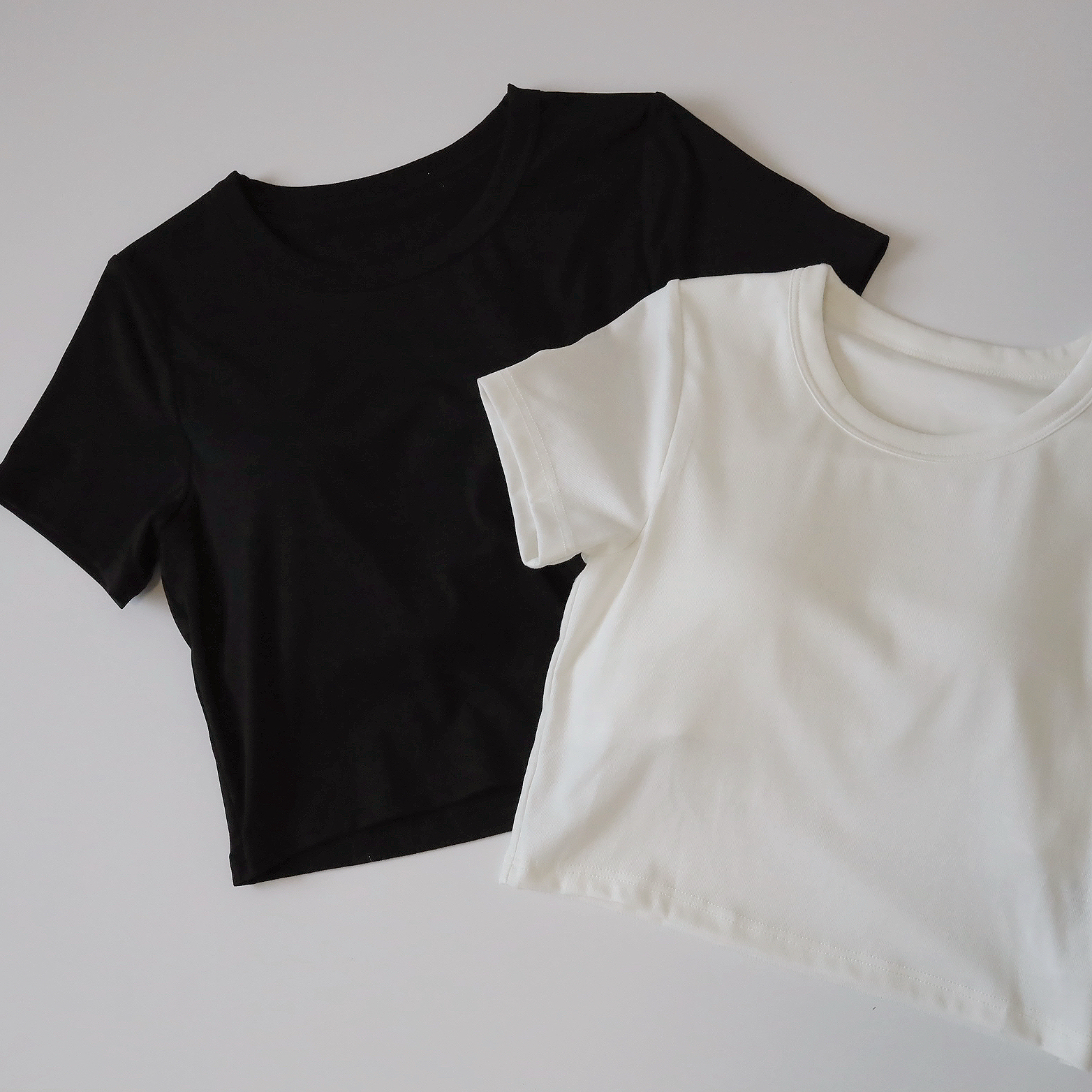 現貨 [4008] 圓領打底短袖 带胸墊