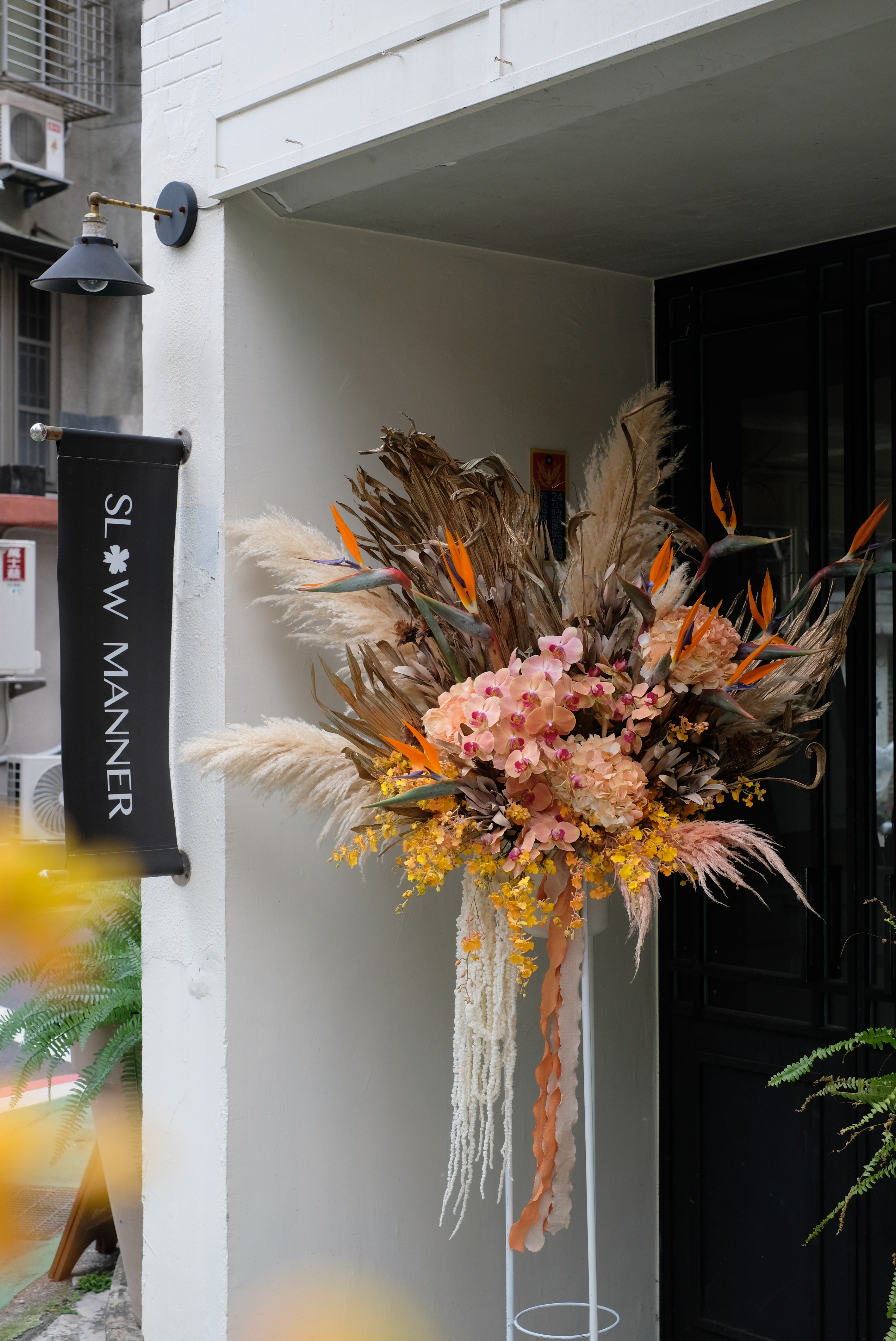 烈日之歌・天堂鳥｜鮮花高架花籃