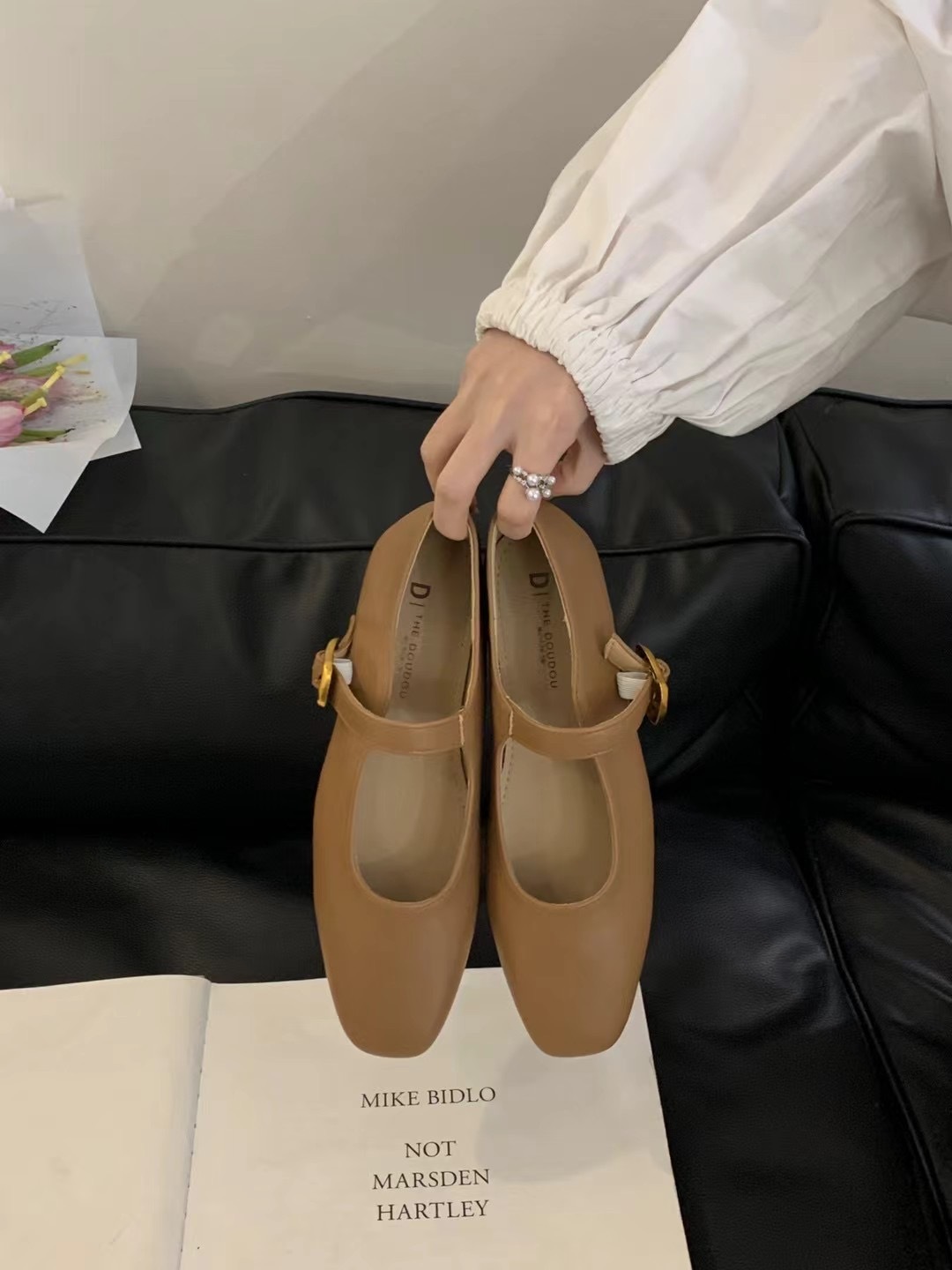 (紅39.杏36.38)直套式顯瘦瑪莉珍單鞋