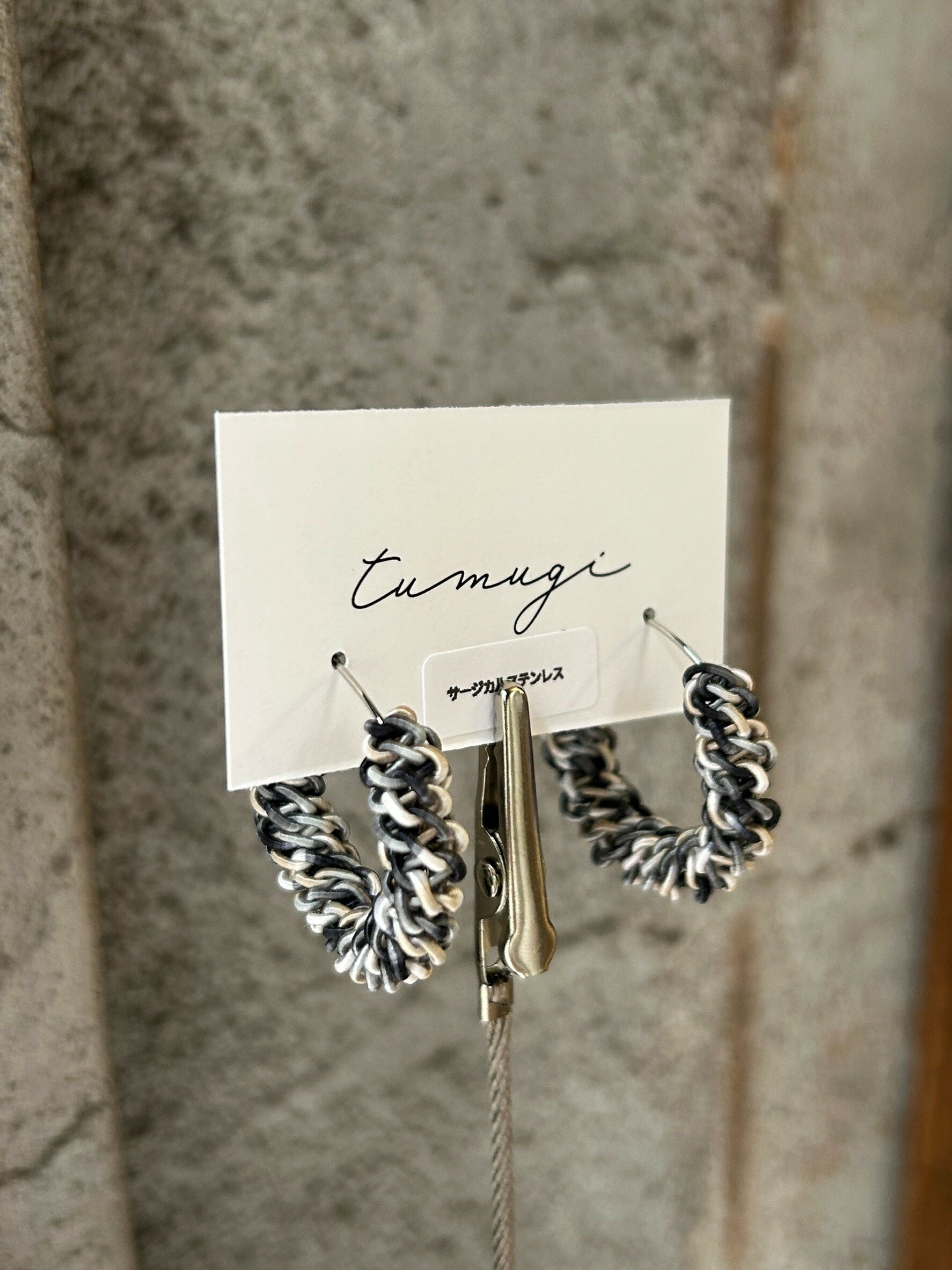 [TUMUGI] 水引環形耳環 | 鳩羽鼠 | 耳針 | NO.100