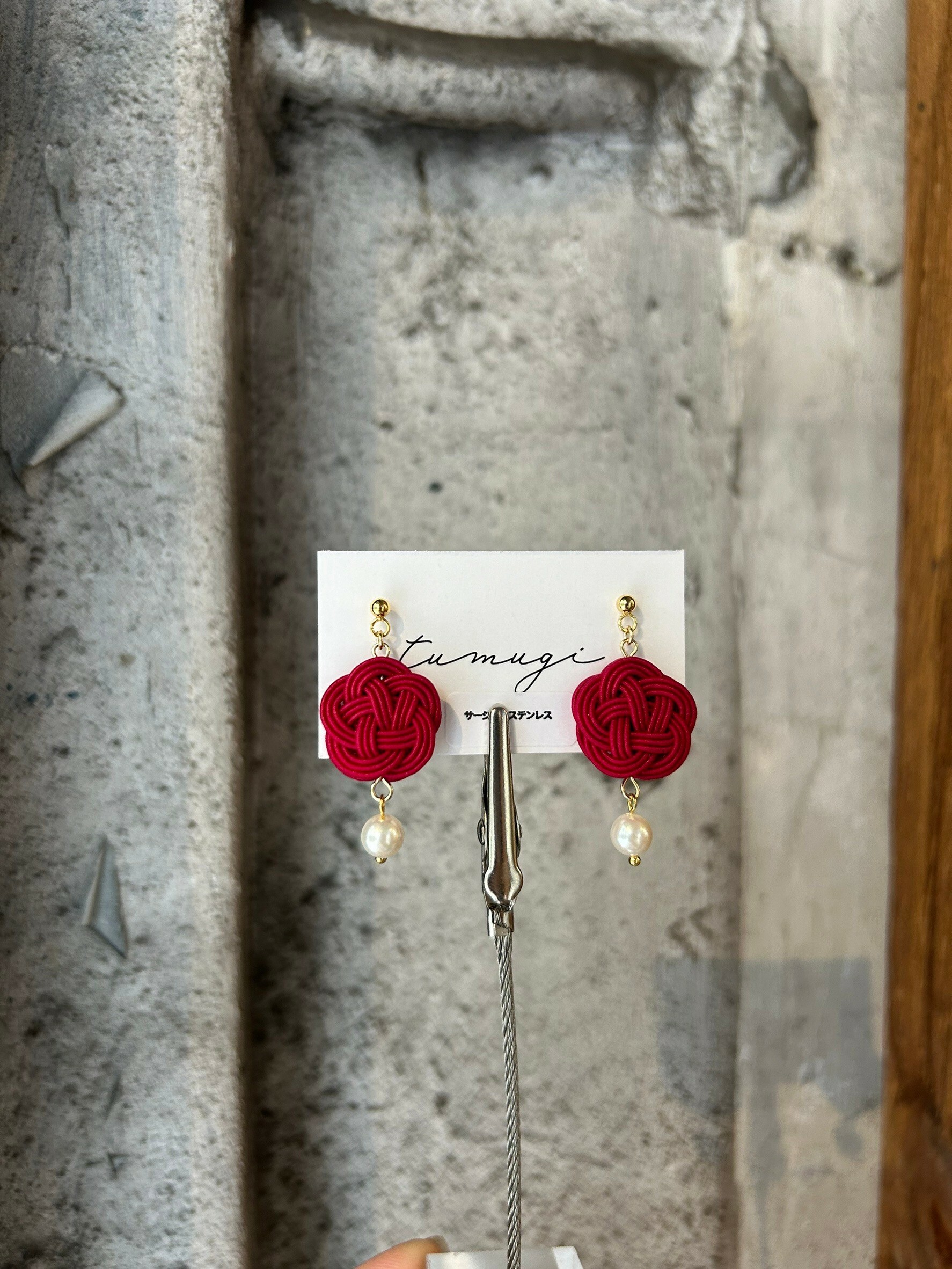 [TUMUGI] 水引梅結x珍珠耳環 | 真紅 | 耳針 | NO.15