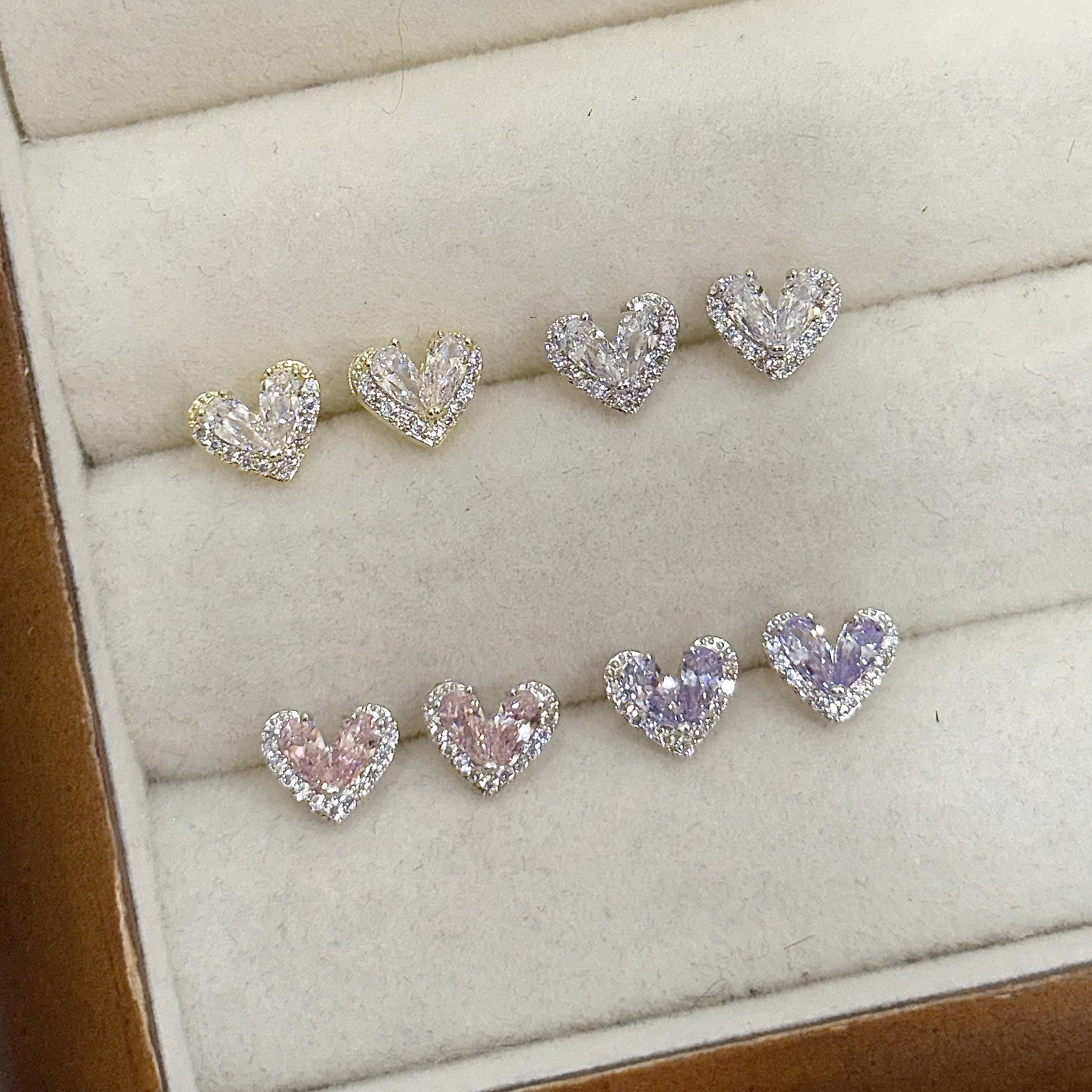 M52滿鑽小愛心耳針