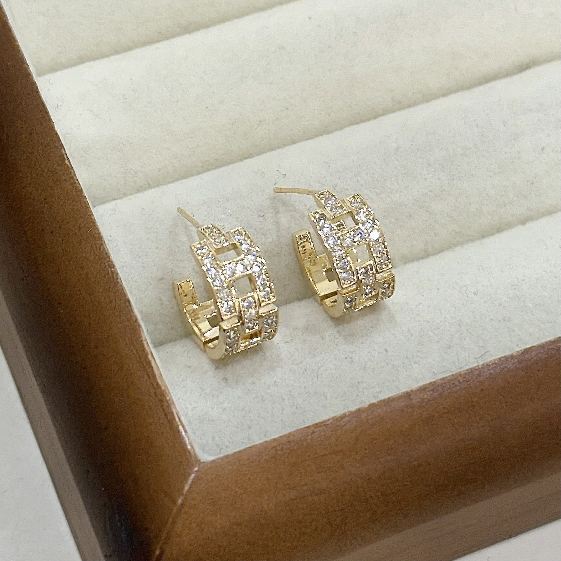 M60滿鑽H字母C字圈