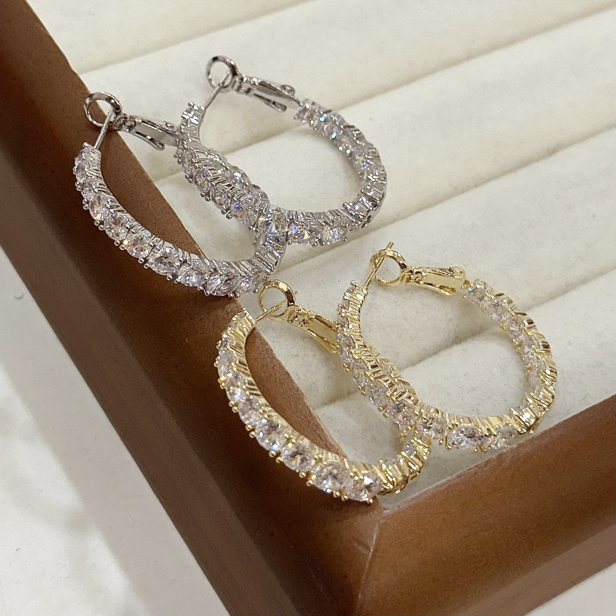 M65內外圈鋯石耳圈