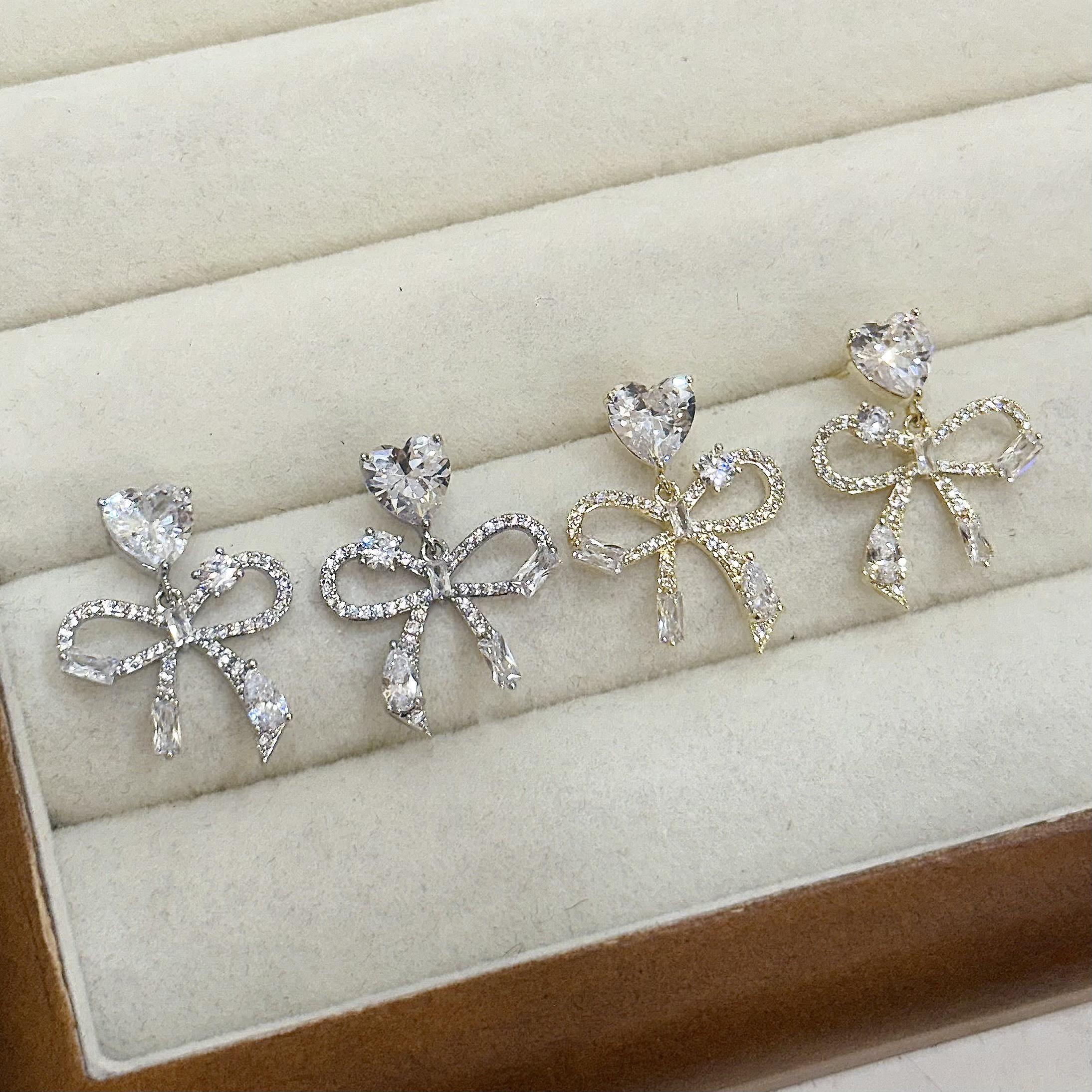 M72排鑽愛心鋯石蝴蝶結垂吊