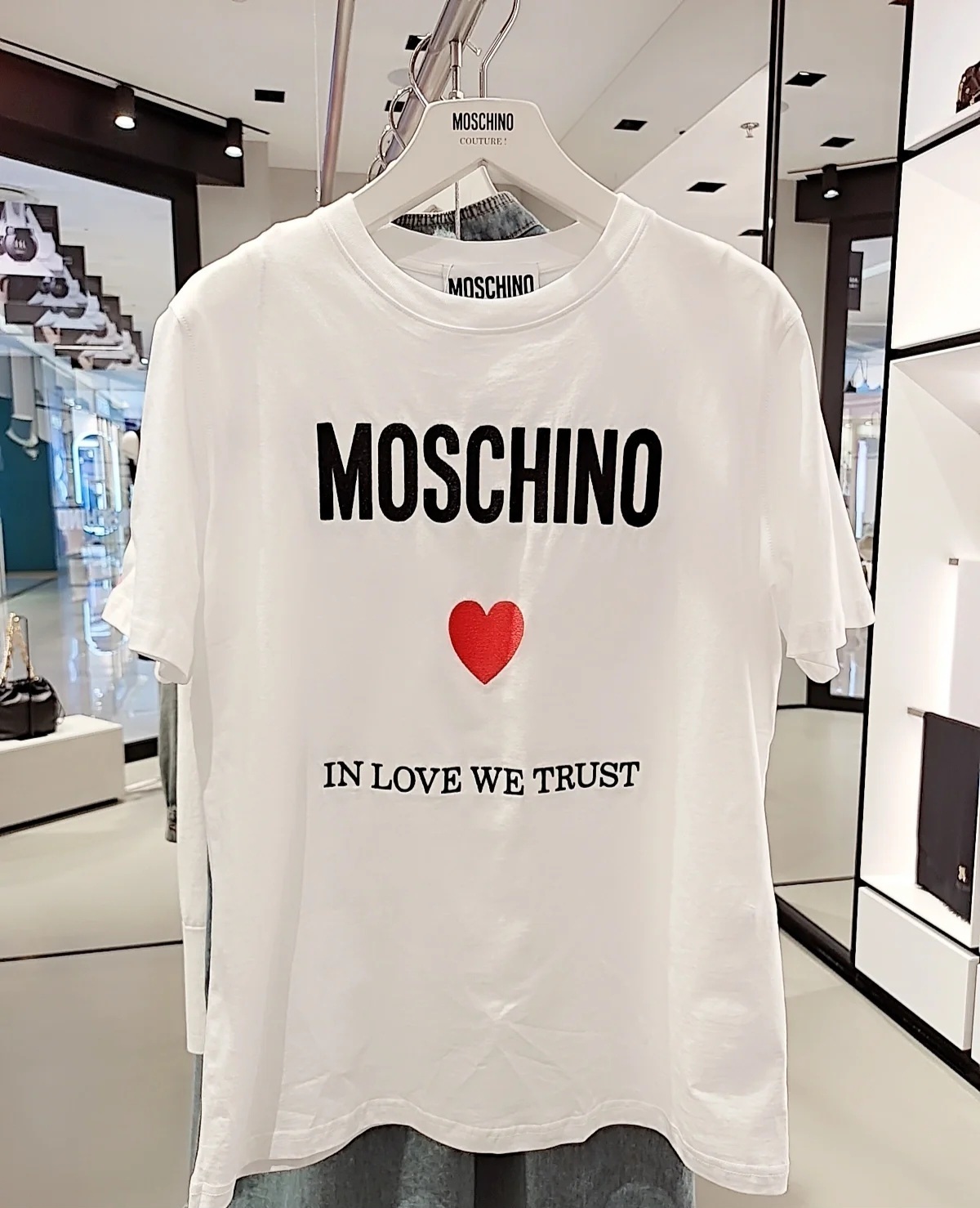 Moschino 成人款 白色愛心Tee 女款