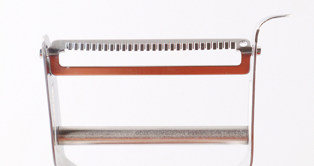 《日本協和工業》MUTEKIPEELER系列 不鏽鋼料理凹凸型削皮刀