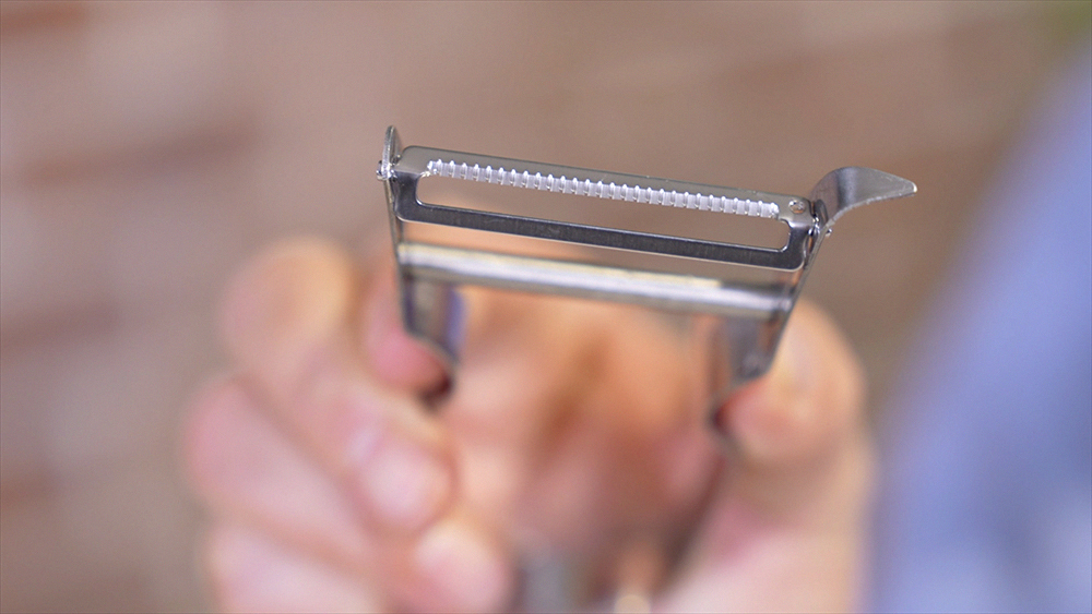 《日本協和工業》MUTEKIPEELER系列 不鏽鋼料理凹凸型削皮刀