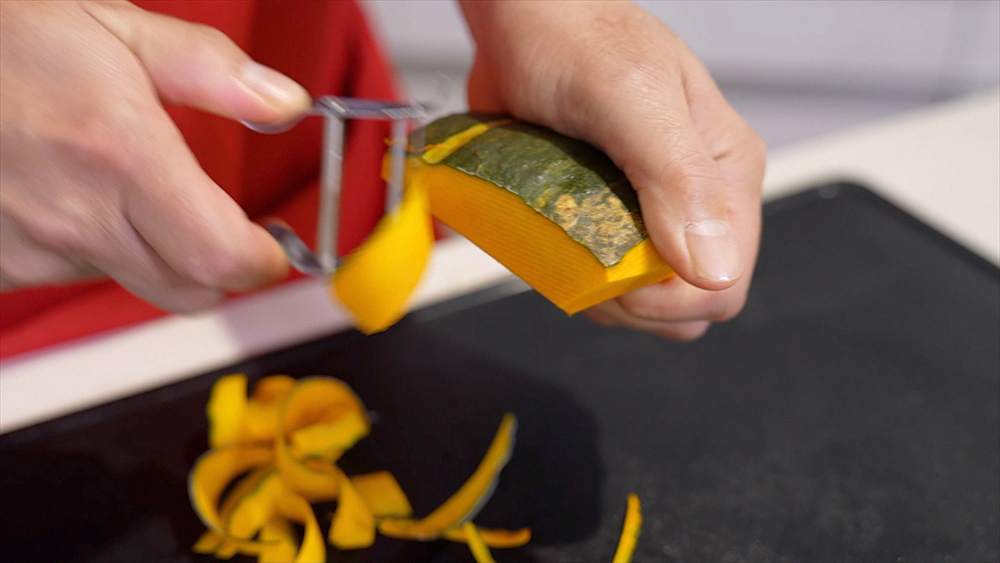 《日本協和工業》MUTEKIPEELER系列 不鏽鋼料理凹凸型削皮刀