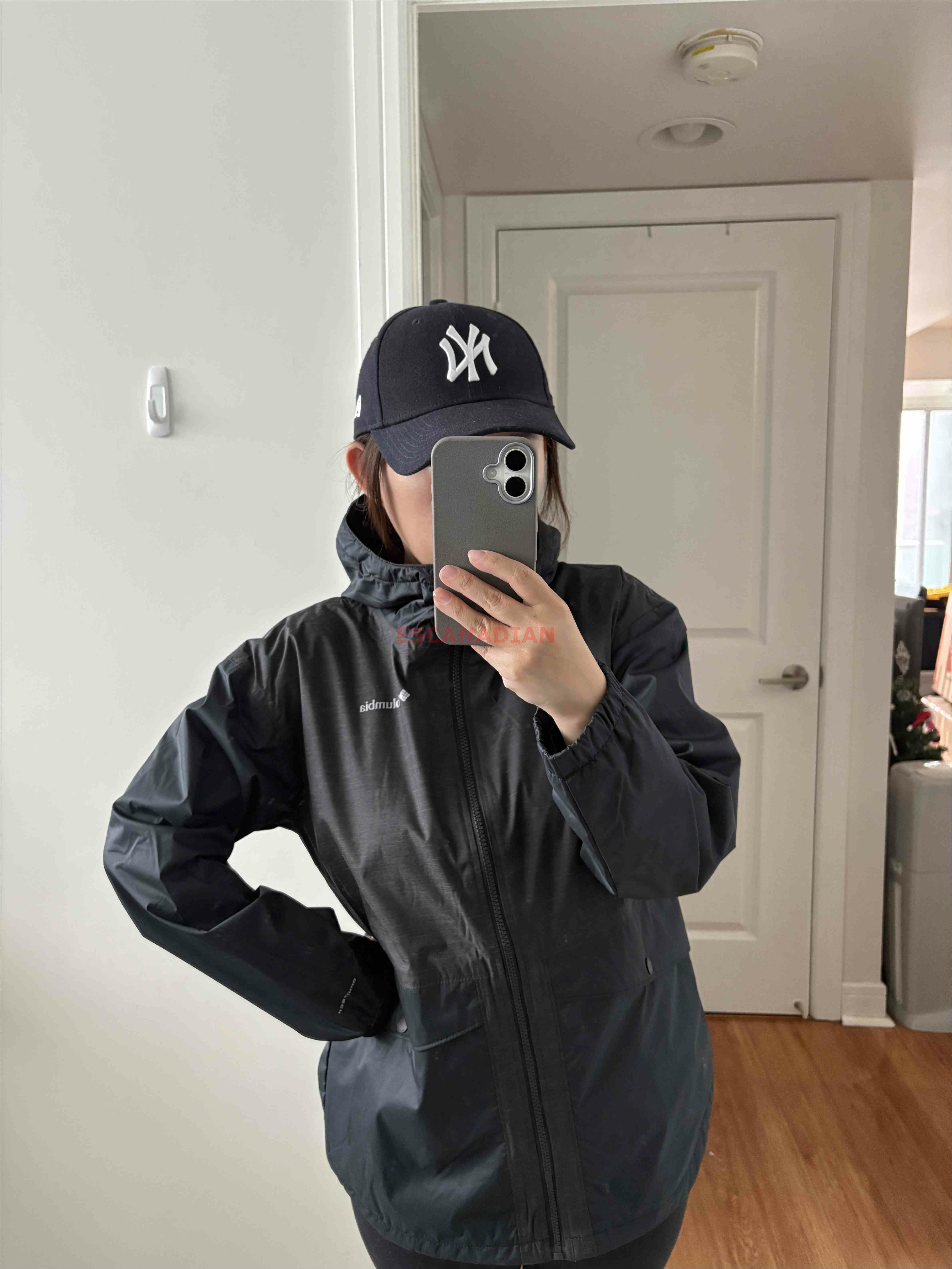 Columbia 女大童 OMNI TECH系列 防風 防水 刷毛 保暖 風衣外套