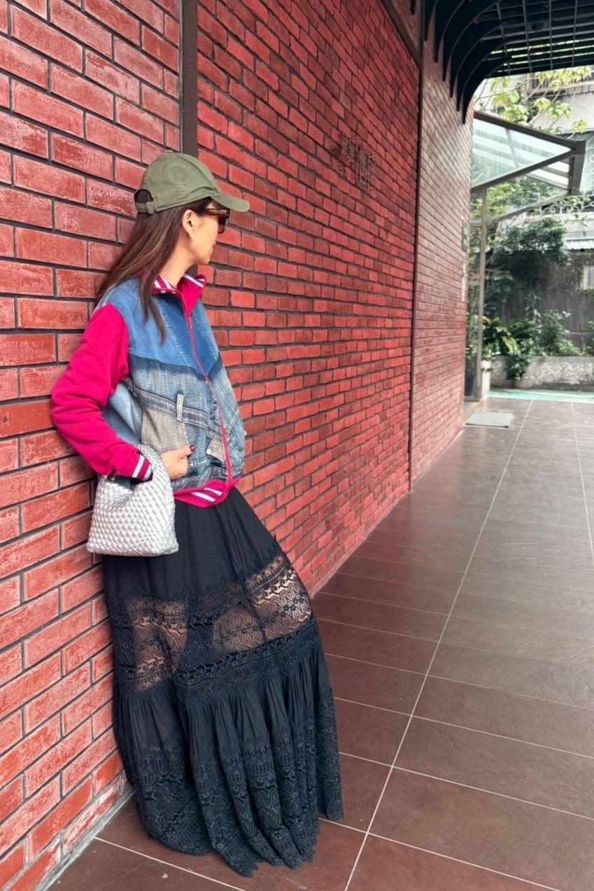 運動風牛仔拼接外套