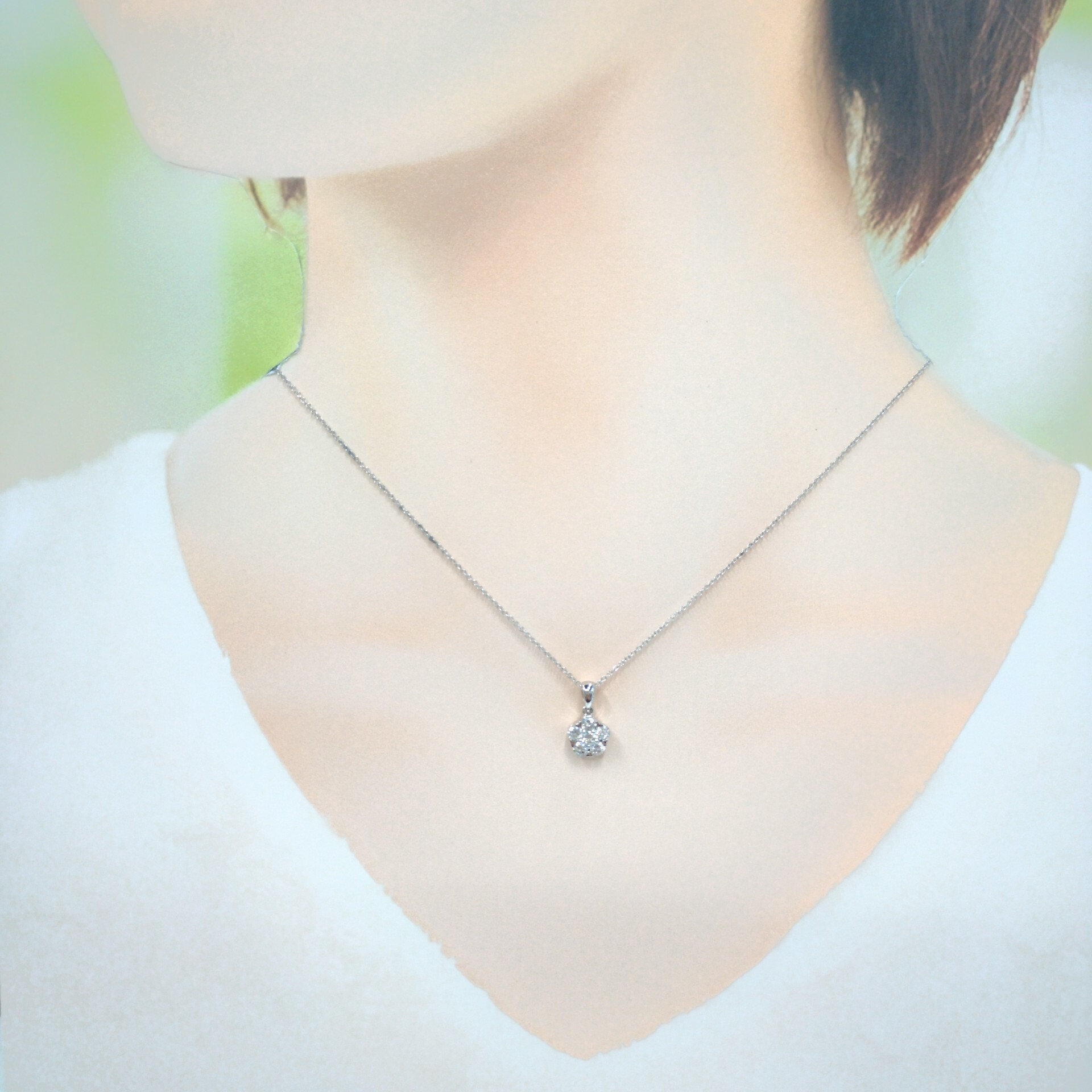 全新18K白金44份鑽石吊墜