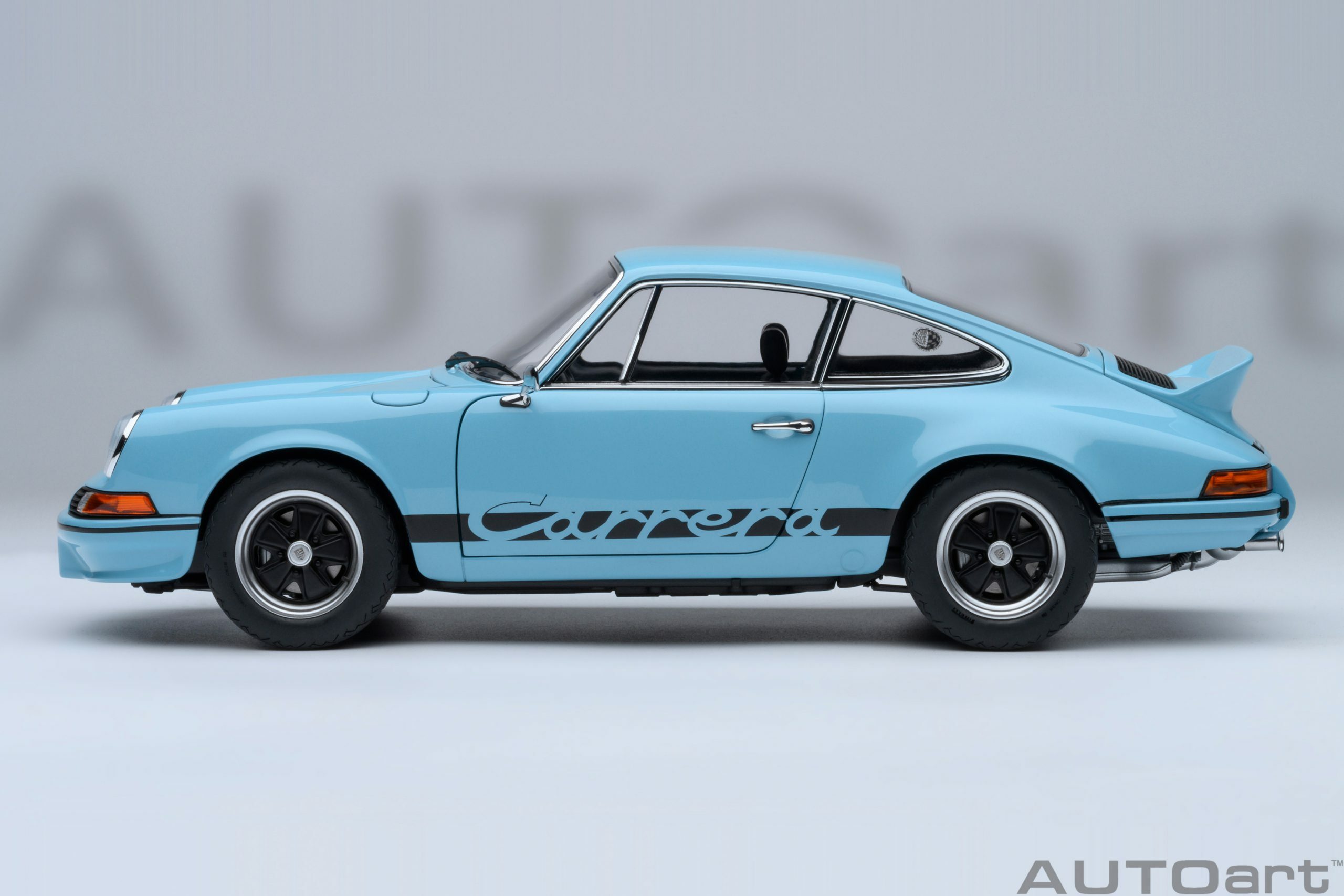 預訂 (訂金$300) (預訂價$1440) :1/18 AUTOART Porsche 911 Carrera 2.7 RS (Gulf Blue with Black stripes) (78032)