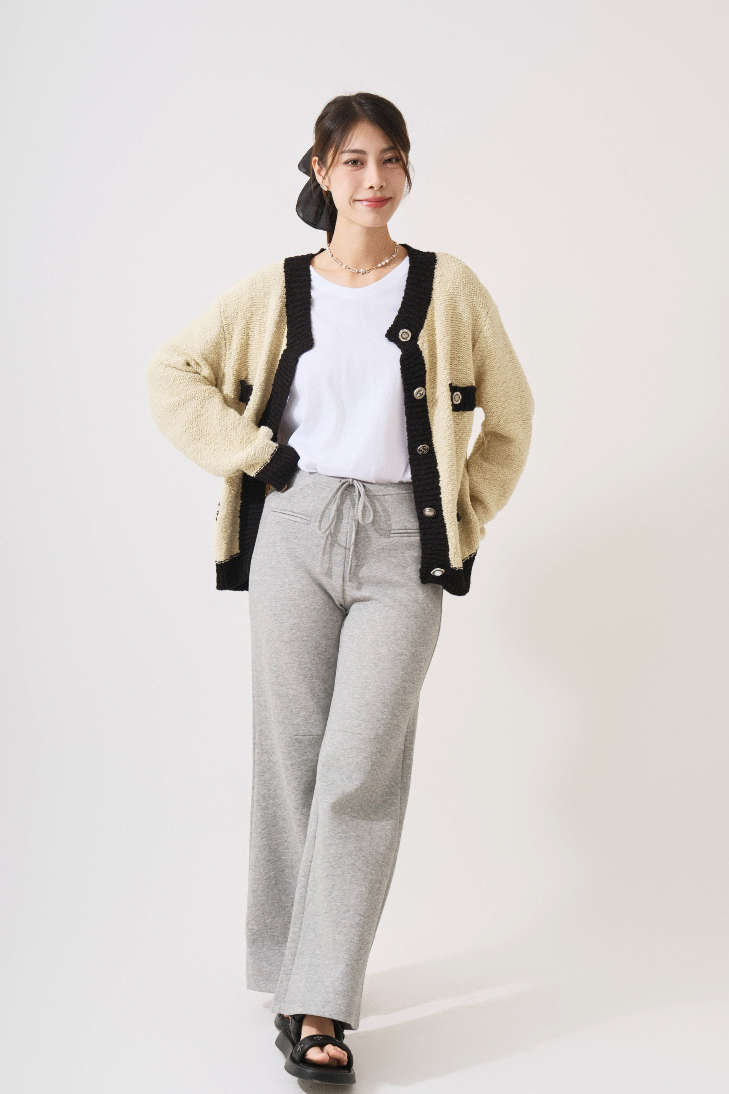 SS25_0005（外套＋Tee＋長褲）