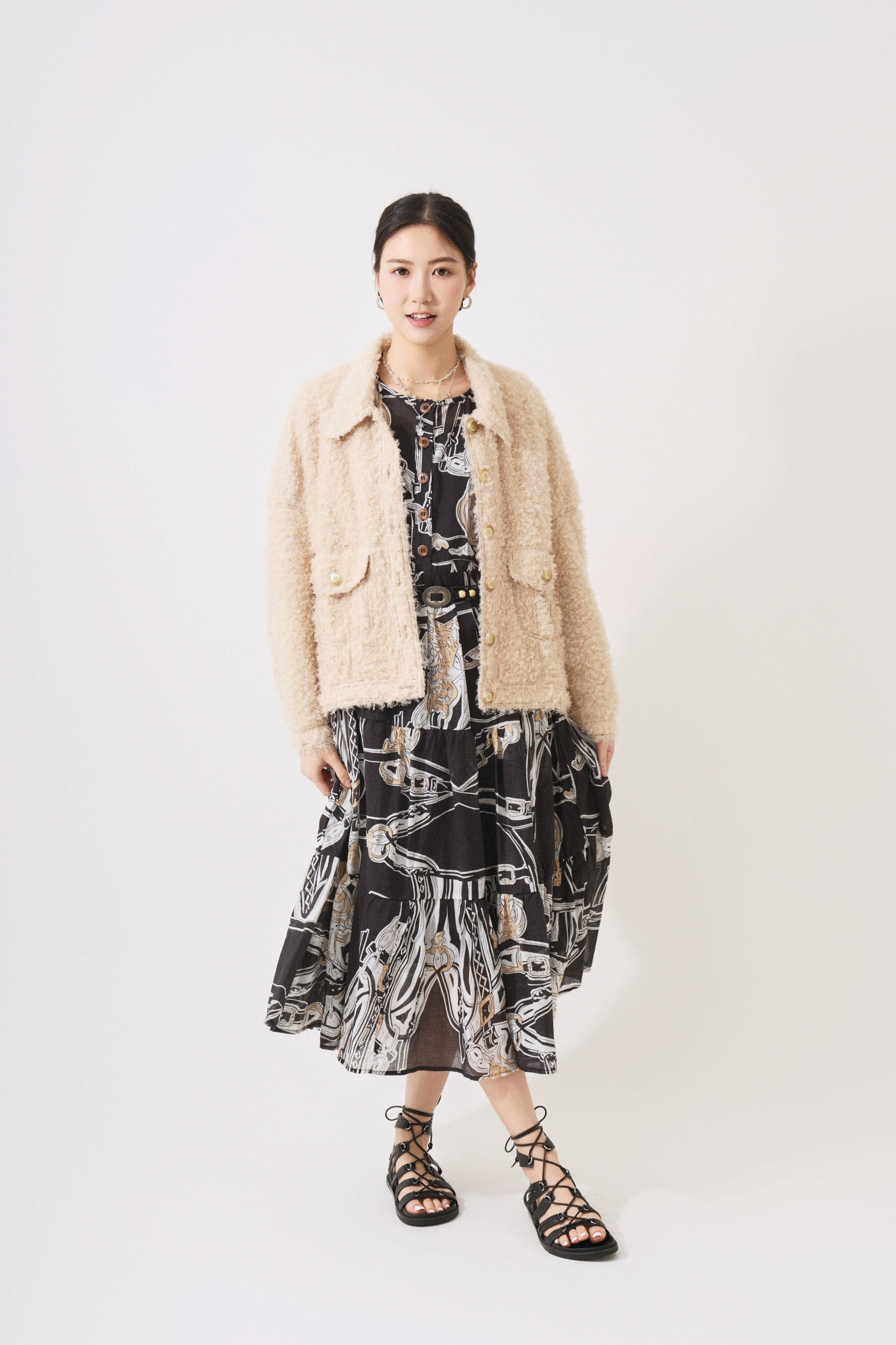 SS25_0006（外套＋連身裙）