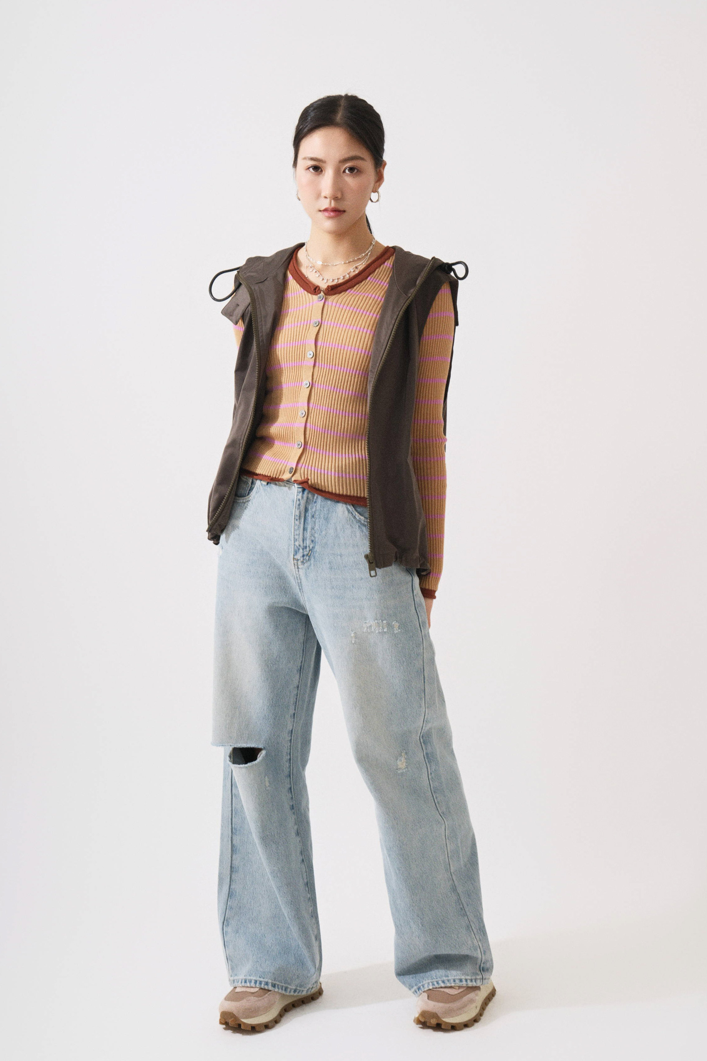 SS25_0008（背心褸＋上衣＋牛仔褲）