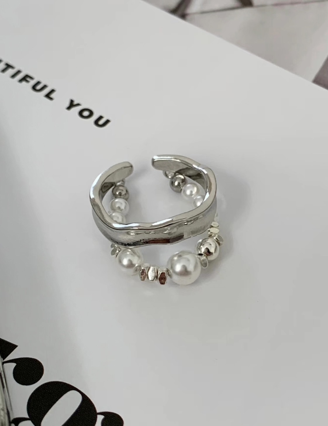 小ck Corrine 珍珠戒指 限量發售 台灣未發售