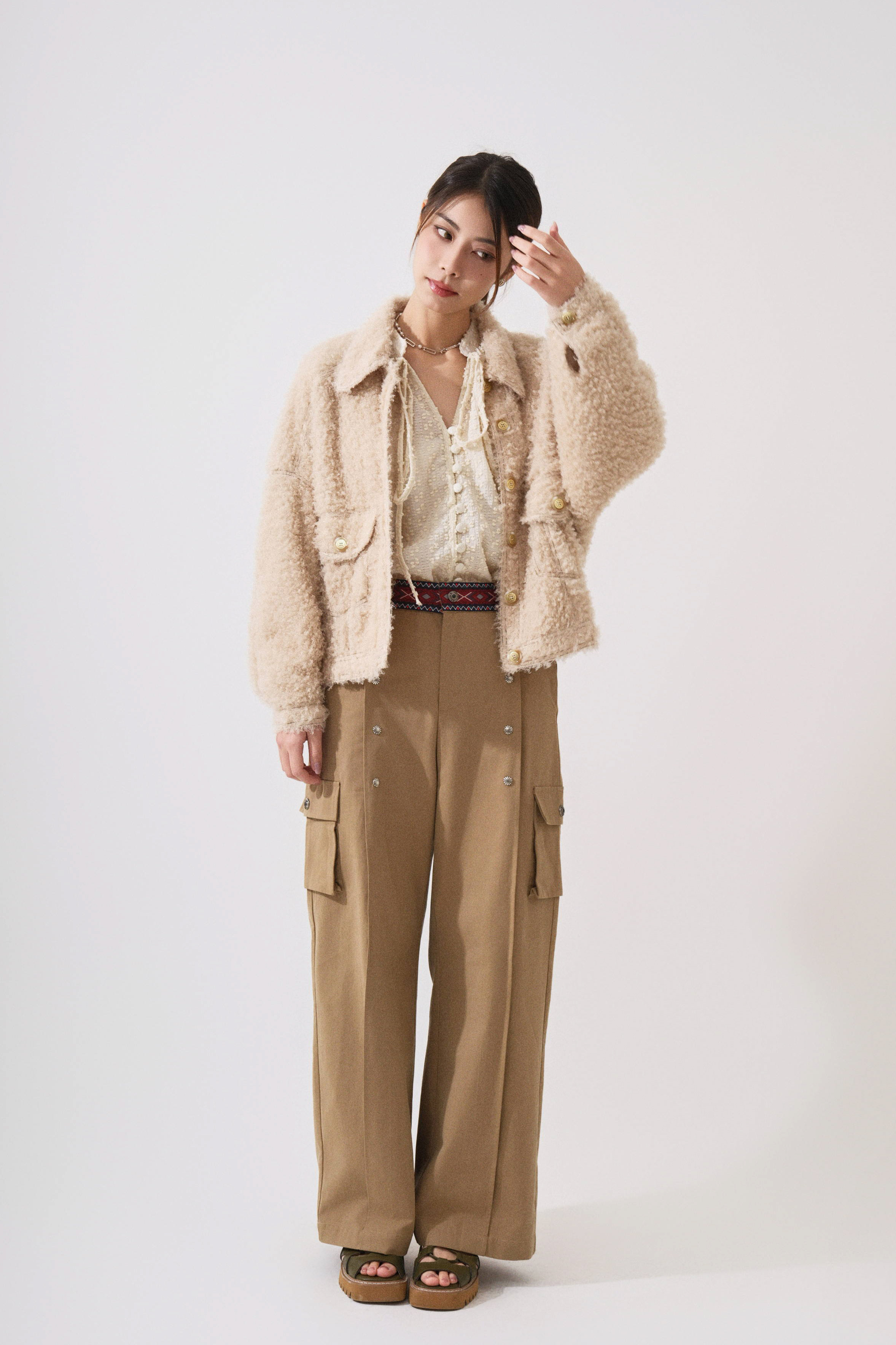 SS25_0015（外套＋上衣＋長褲）