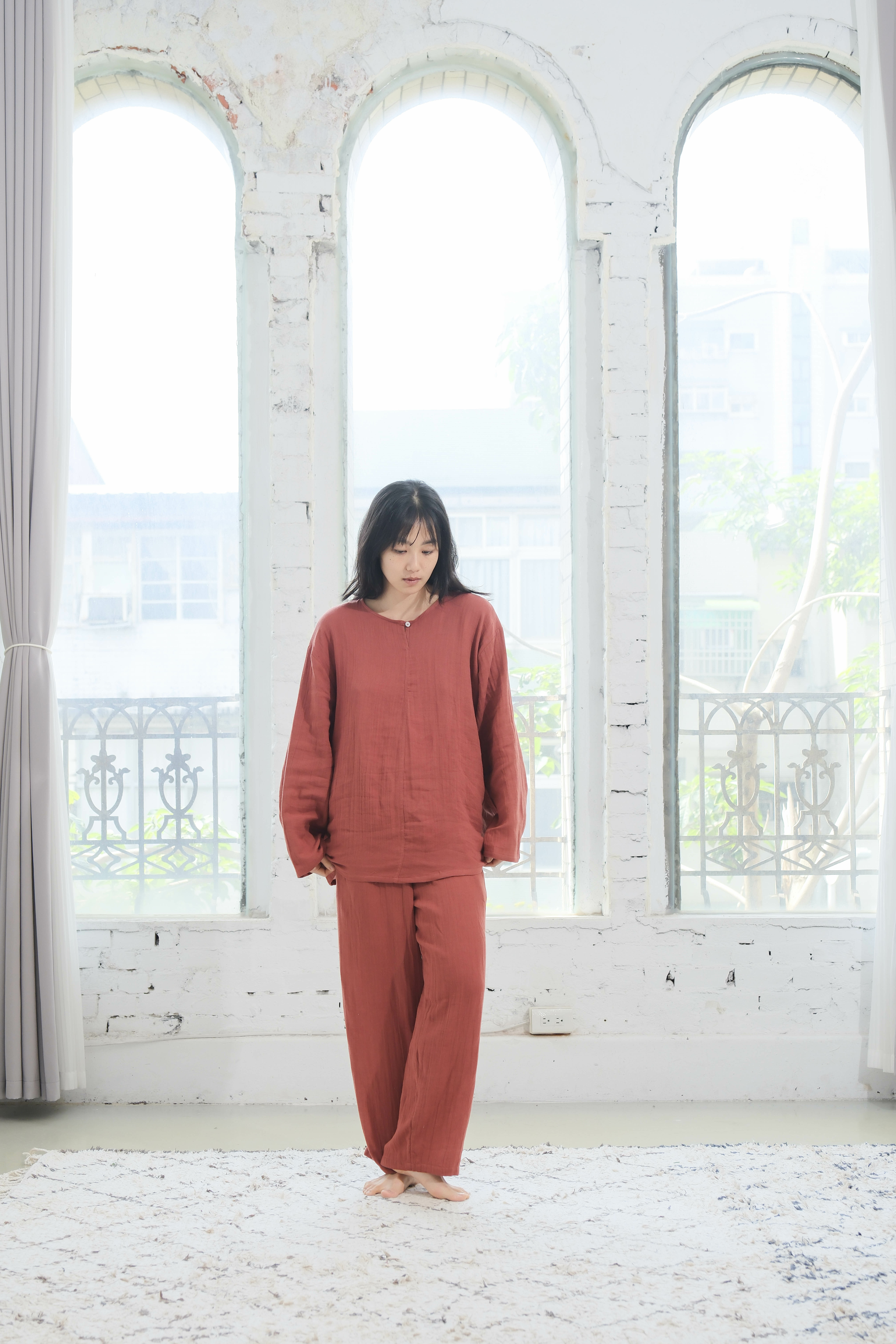 單釦圓領居家服 / 雙層紗 磚紅