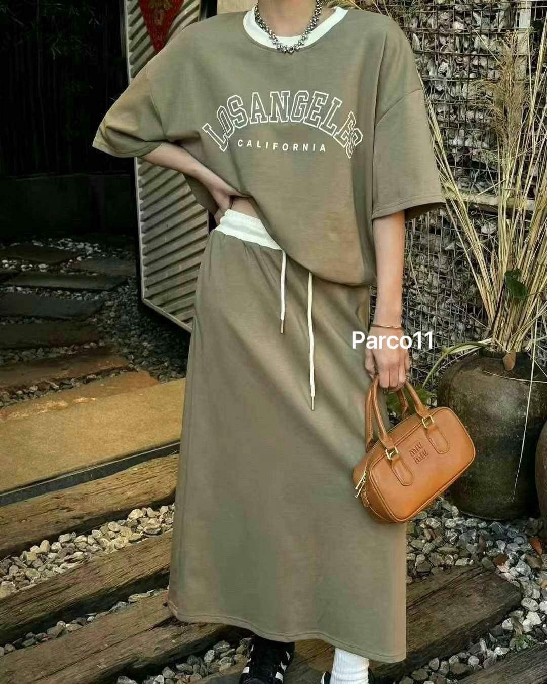 【時髦百搭的美式字母撞色套裝裙組】（現貨）