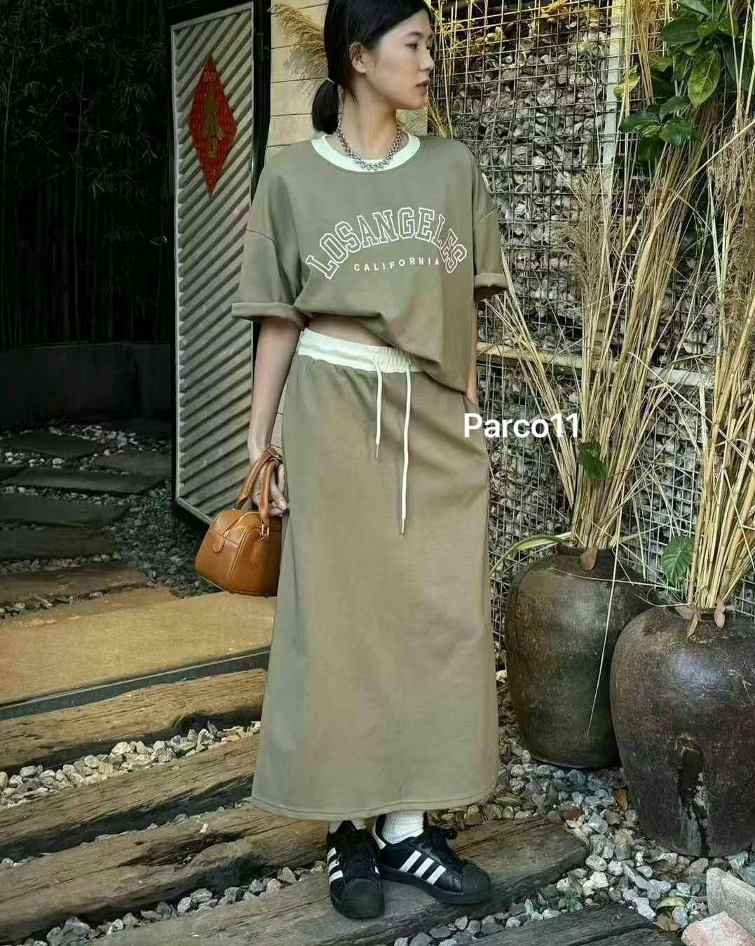 【時髦百搭的美式字母撞色套裝裙組】（現貨）