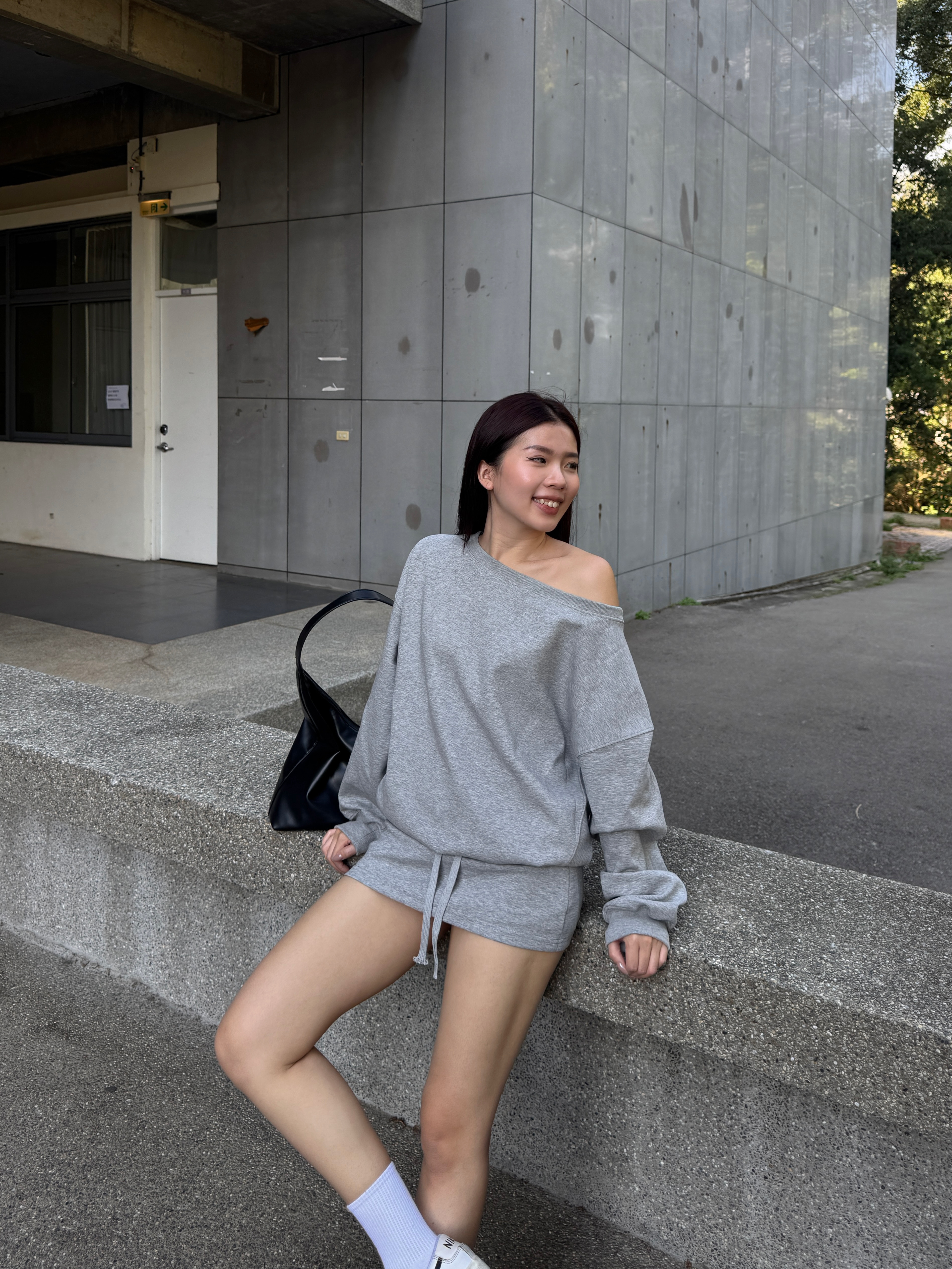 超舒適☁️空氣感斜肩褲裙套裝(4色)