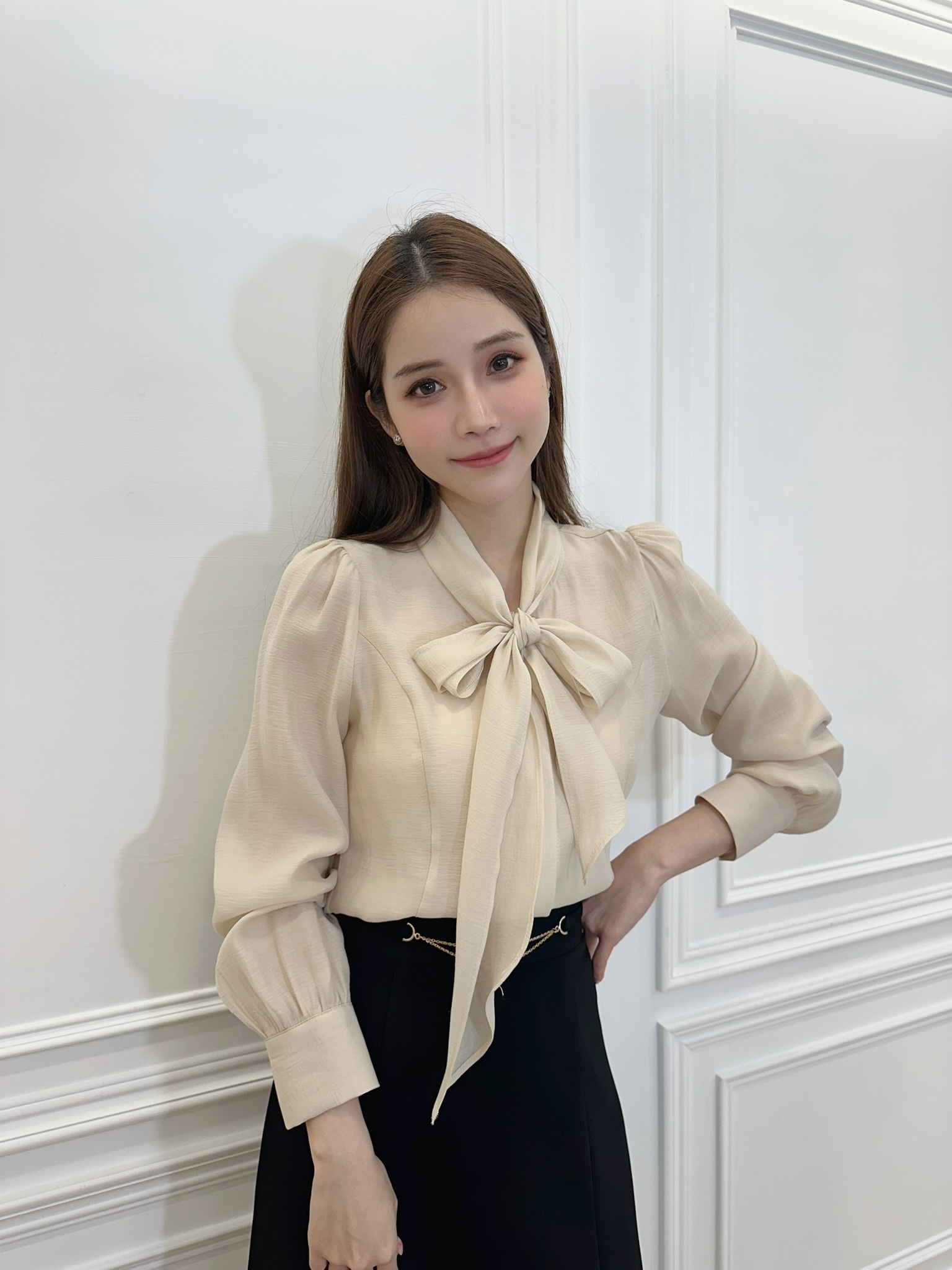 領巾微霧光澤上衣