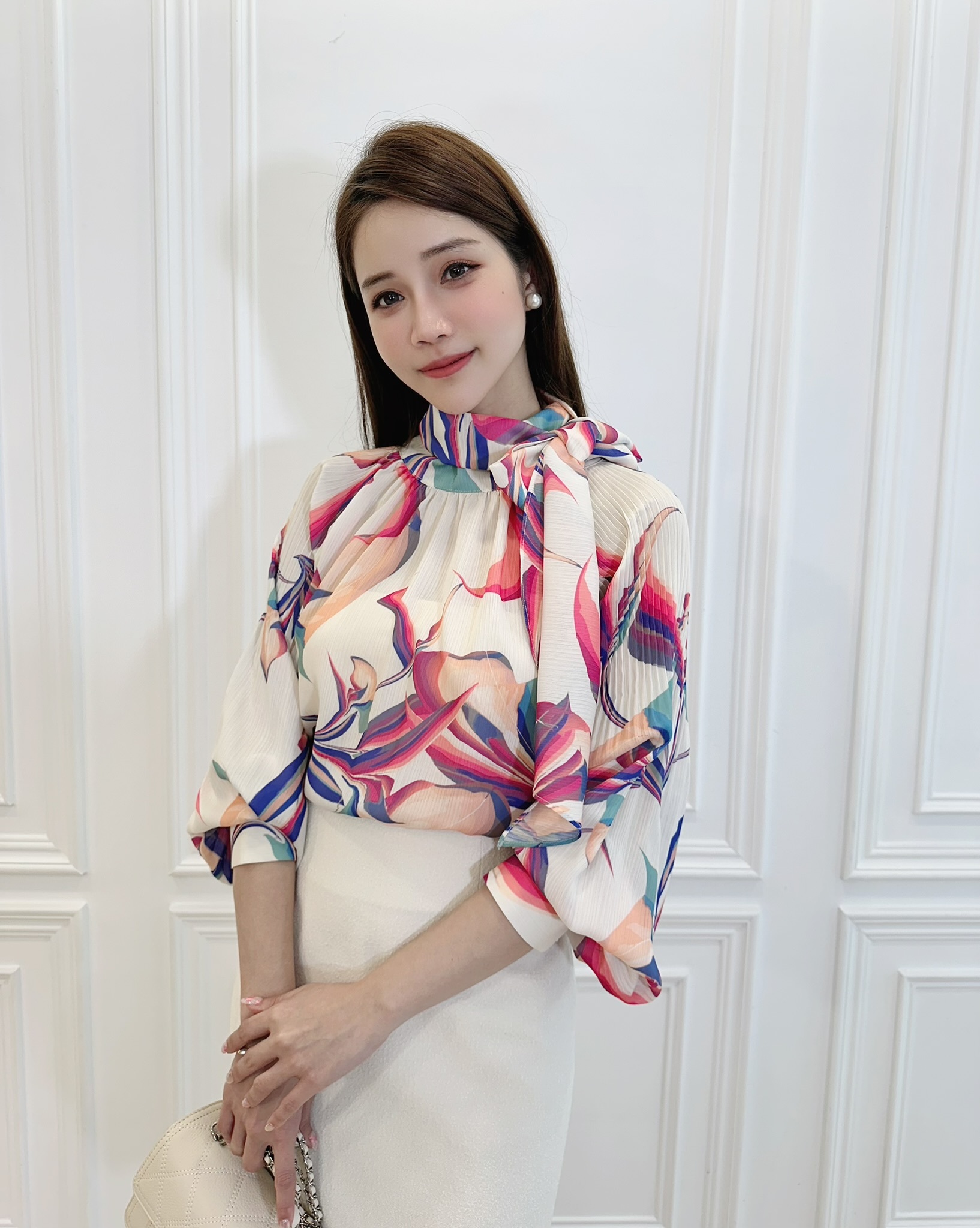 絕美大氣暈染花卉上衣