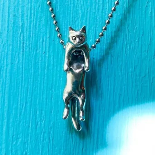 BIG BLACK MARIA (BBM) STRETCHABLE CHIBI CAT PENDANT NECKLACE - PRE ORDER ITEM (預訂中)